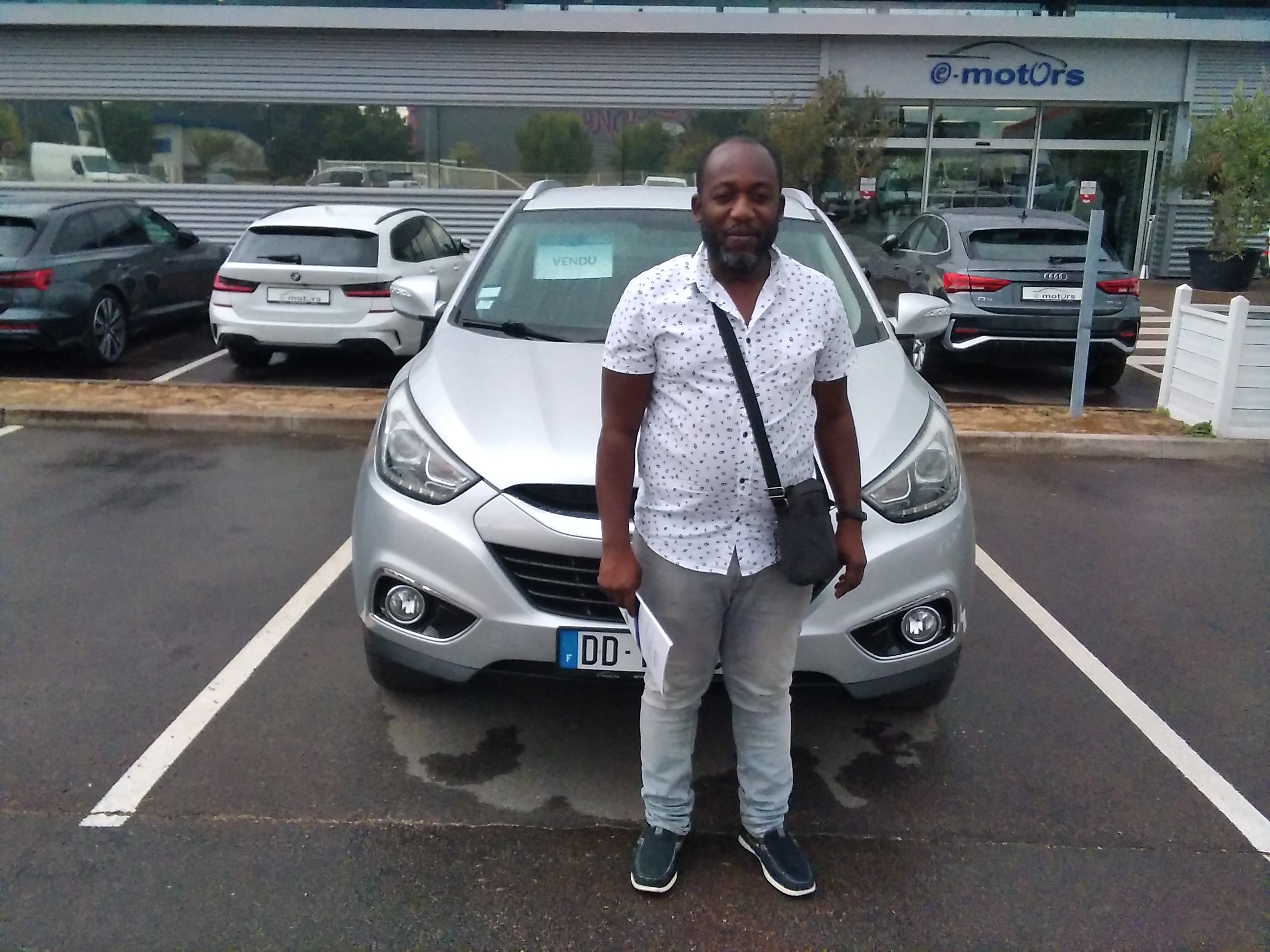 Avis-mandataire-auto-Emotors-Hyundai-Ix35-1-7-crdi-115-2wd-blue-drive-pack-premium.