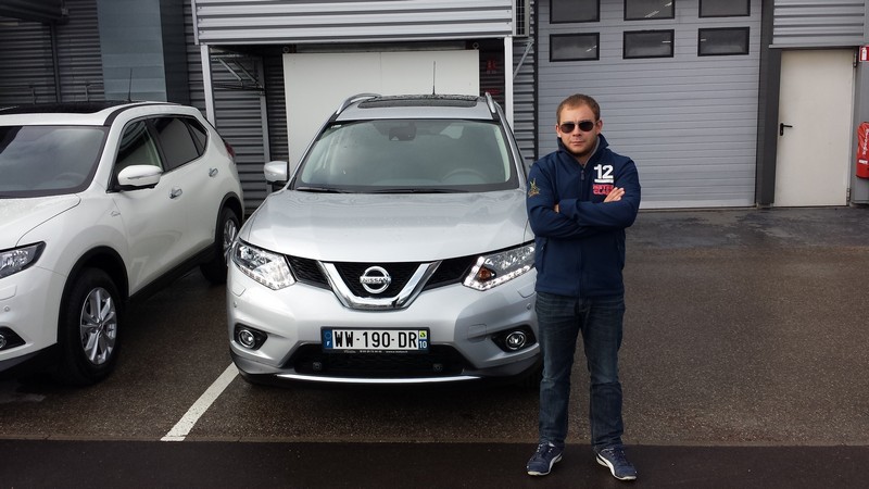 Avis-mandataire-auto-Emotors--Nissan-x-trail-connect-edition-dci-130-4x2-7places-.
