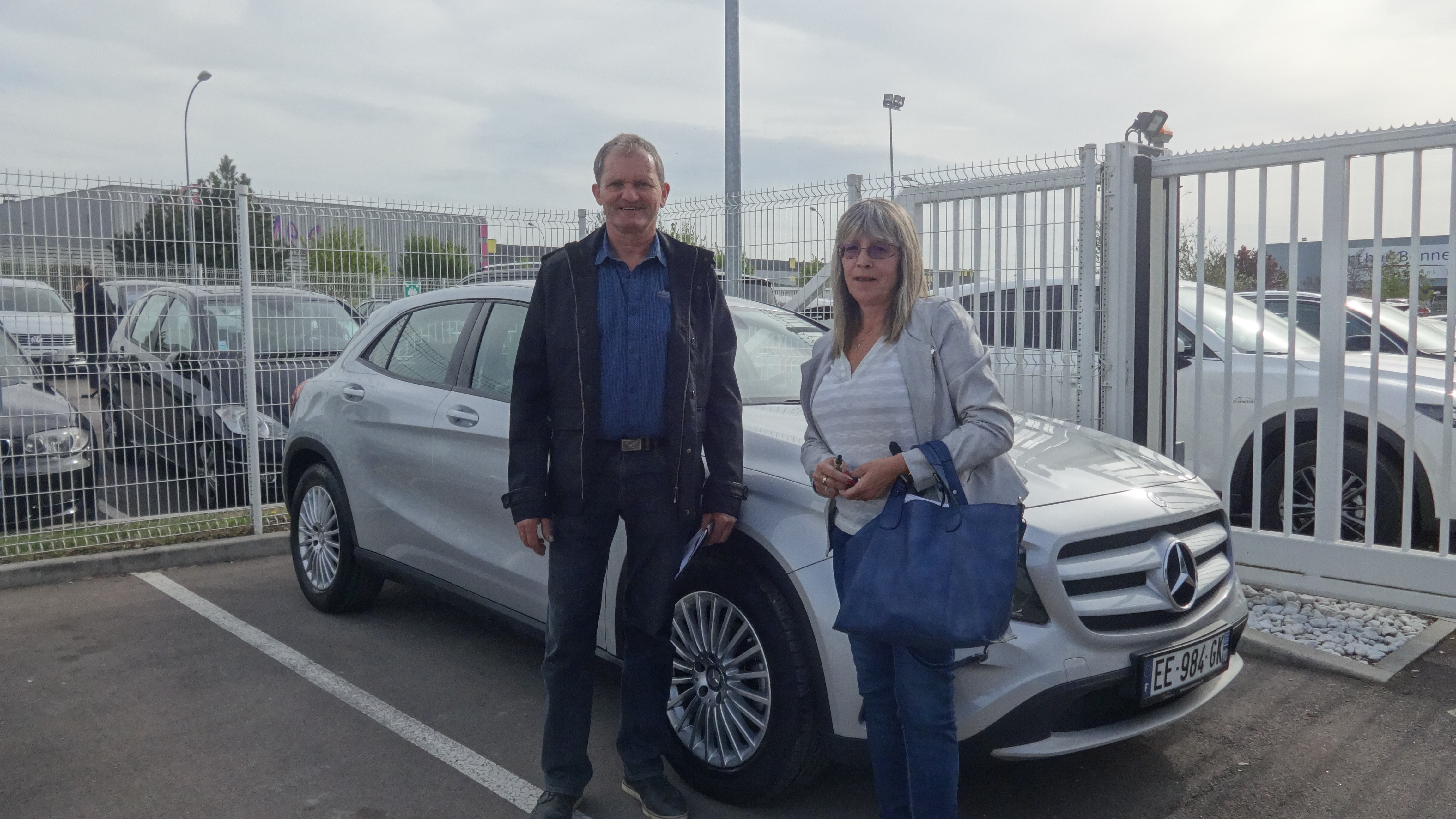 Avis-mandataire-auto-Emotors-Mercedes-Classe-gla-180-d-7-g-dct-plus-gps.