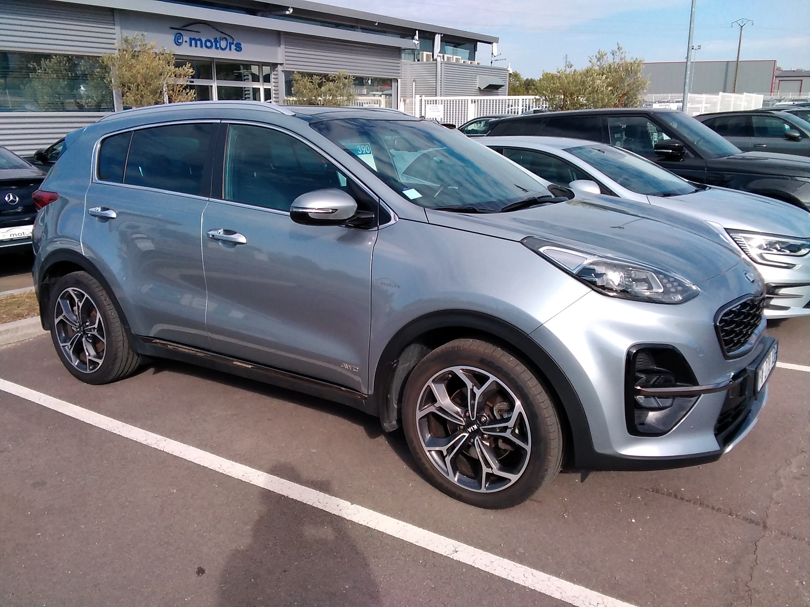 Avis-mandataire-auto-Emotors-Kia-Sportage-1-6-crdi-136ch-mhev-dct7-4x4-gt-line-premium.