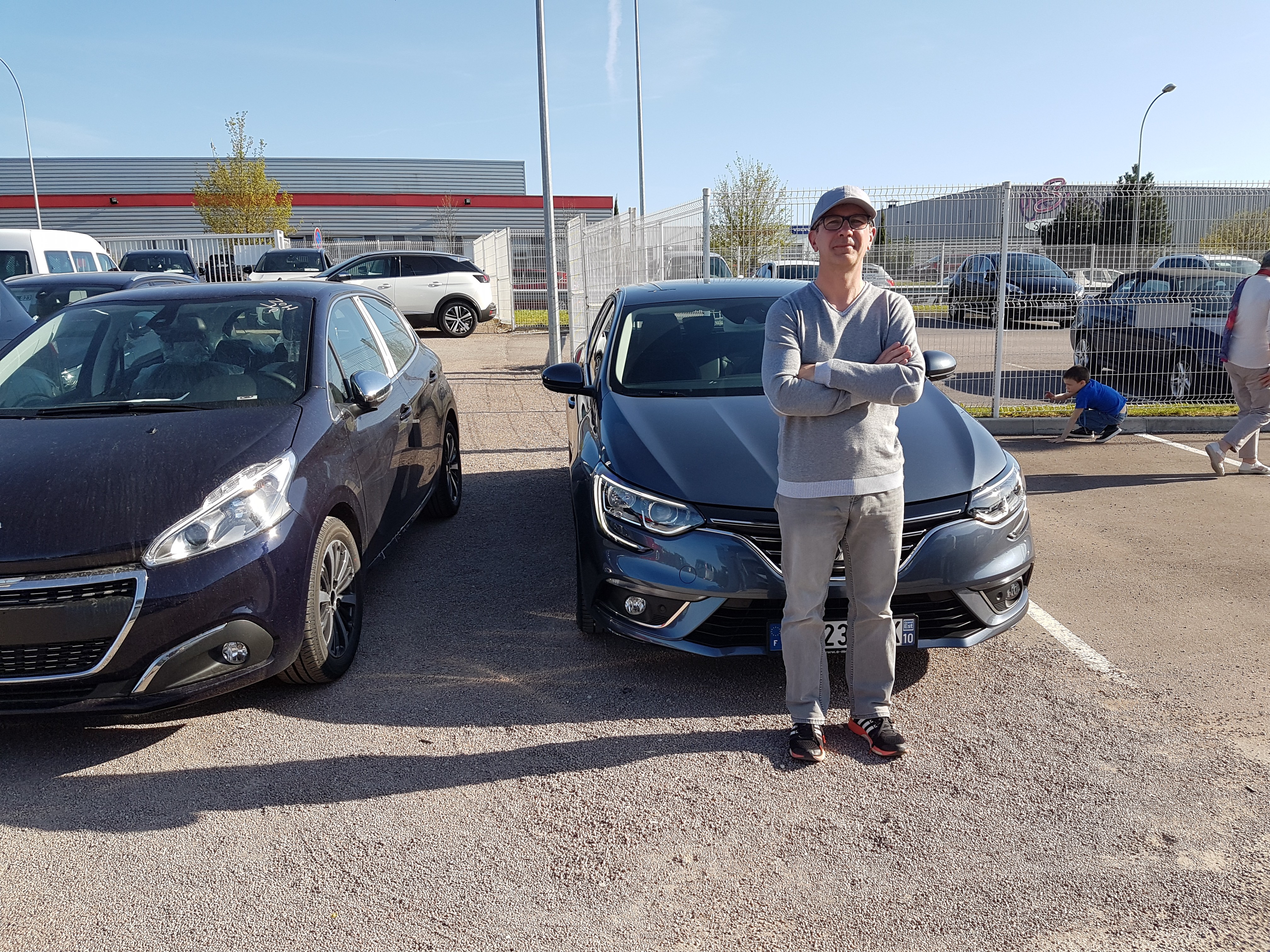 Avis-mandataire-auto-Emotors-Renault-Megane-iv-berline-M-gane-iv-berline-intens-dci-110-energy-edc.