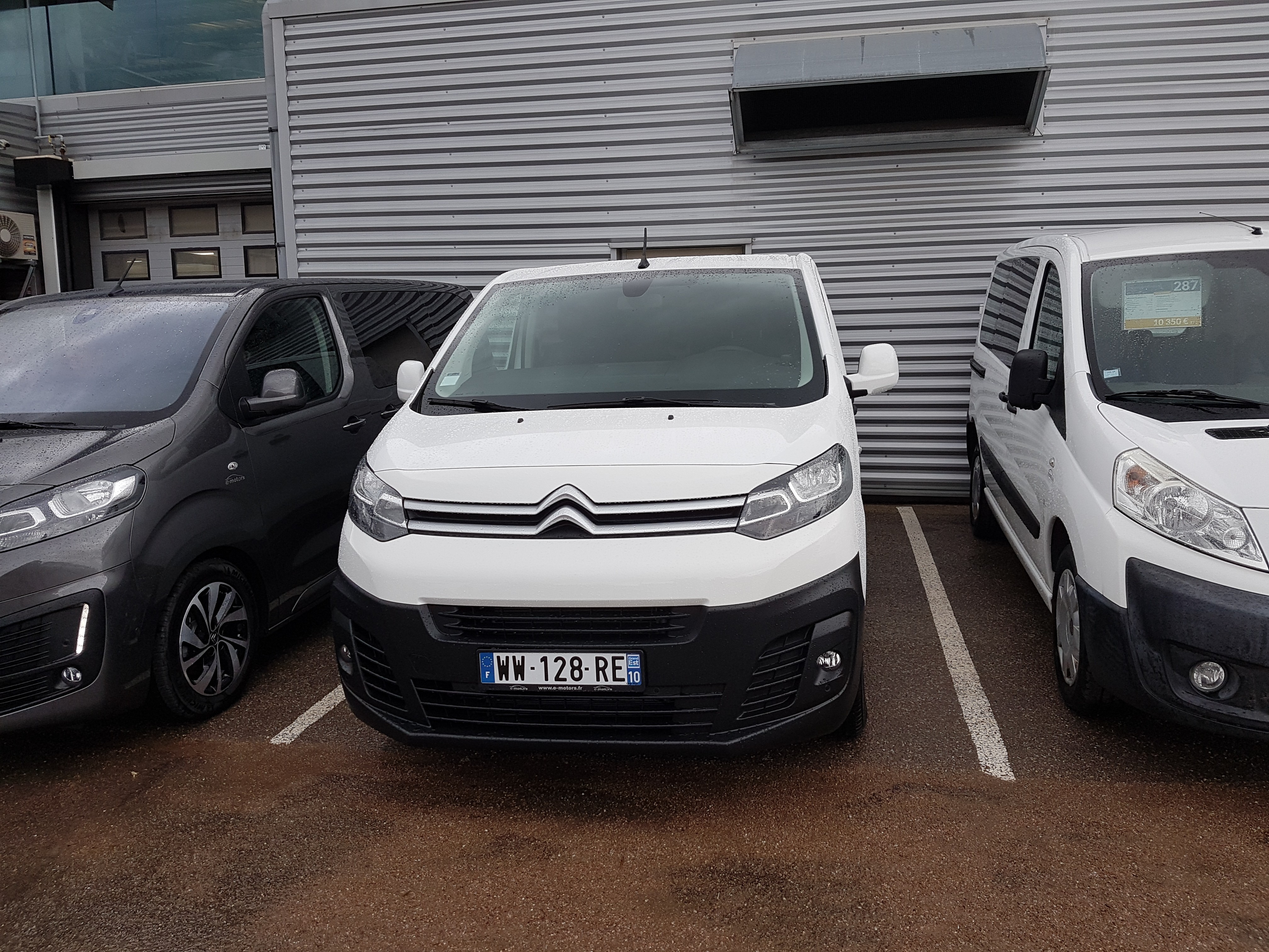 Avis-mandataire-auto-Emotors-Citroen-Jumpy-cabine-approfondie-Club-m-bluehdi-115-s-s.
