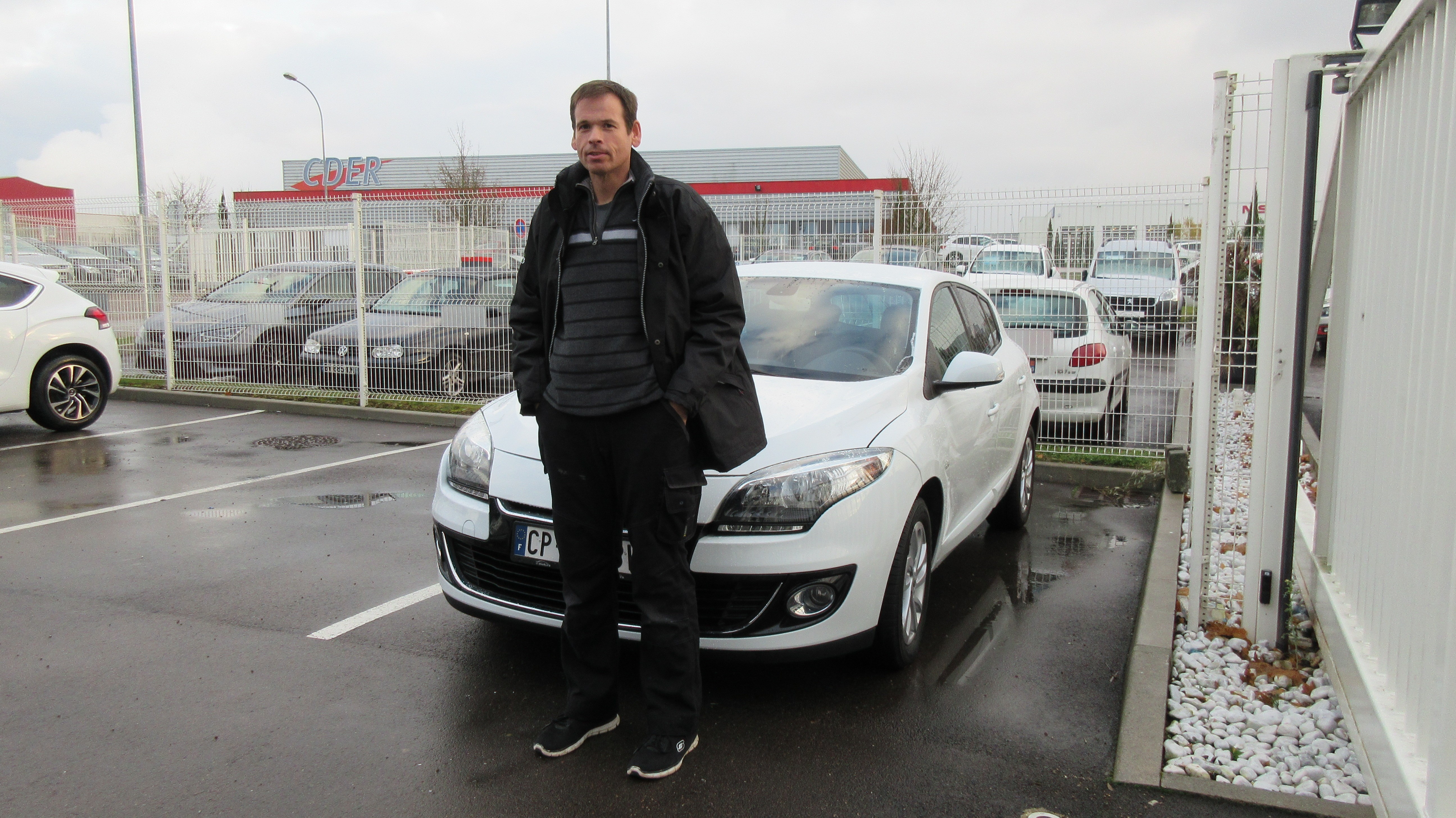 Avis-mandataire-auto-Emotors-Renault-Megane-iii-berline-M-gane-iii-dci-110-fap-eco2-dynamique-5p.