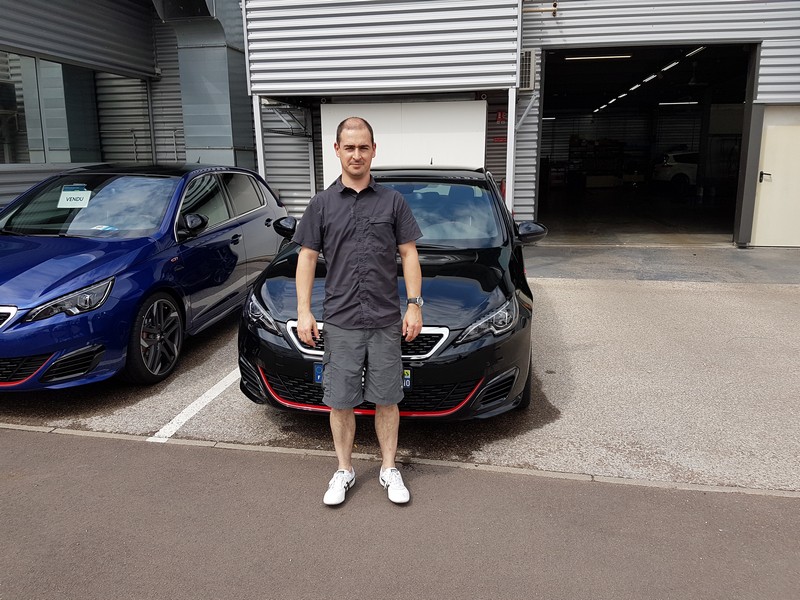 Avis-mandataire-auto-Emotors-Peugeot-308-Gti-thp-270-plus-toit-vitr-plus-alarme.