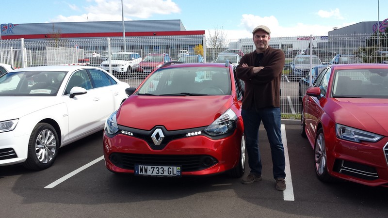 Avis-mandataire-auto-Emotors--Renault-clio-iv-estate-life-sur-quip-e-1-2-16v-75-plus-clim-.