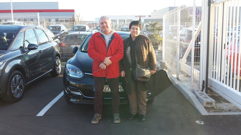 Avis-mandataire-auto-Emotors--Renault-megane-iii-estate-bose-tce-130-edc-.