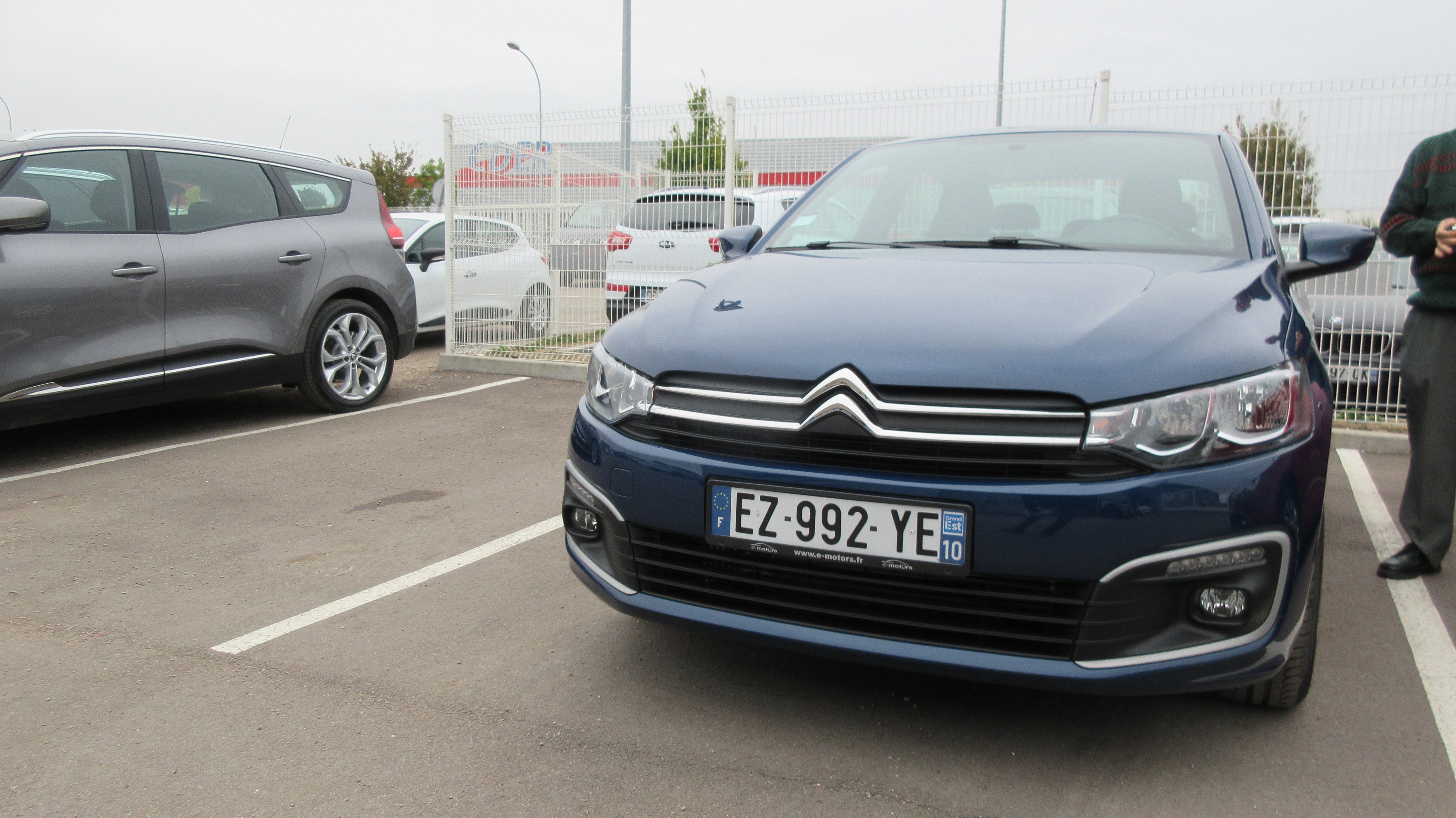 Avis-mandataire-auto-Emotors-Citroen-C-elysee-C-elys-e-live-bluehdi-100.
