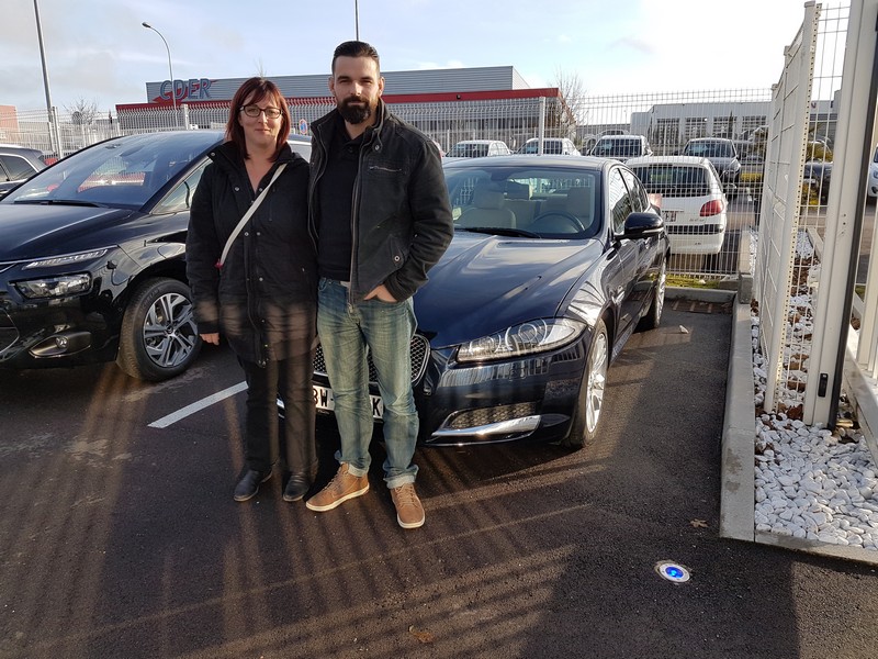 Avis-mandataire-auto-Emotors-Jaguar-Xf-Luxe-2-2-d-190-automatique-plus-ja-18.