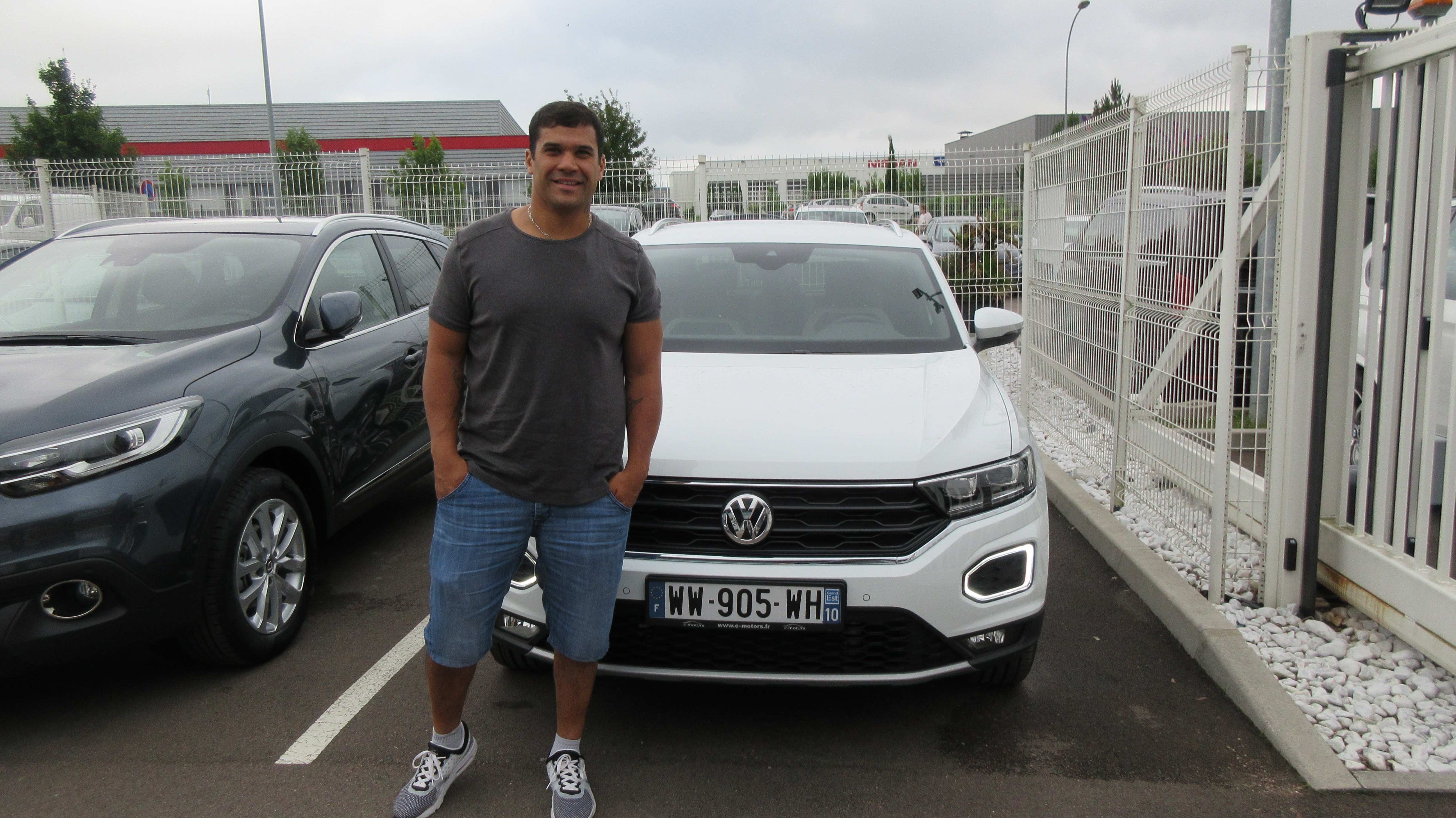 Avis-mandataire-auto-Emotors-Volkswagen-T-roc-Lounge-tsi-150.