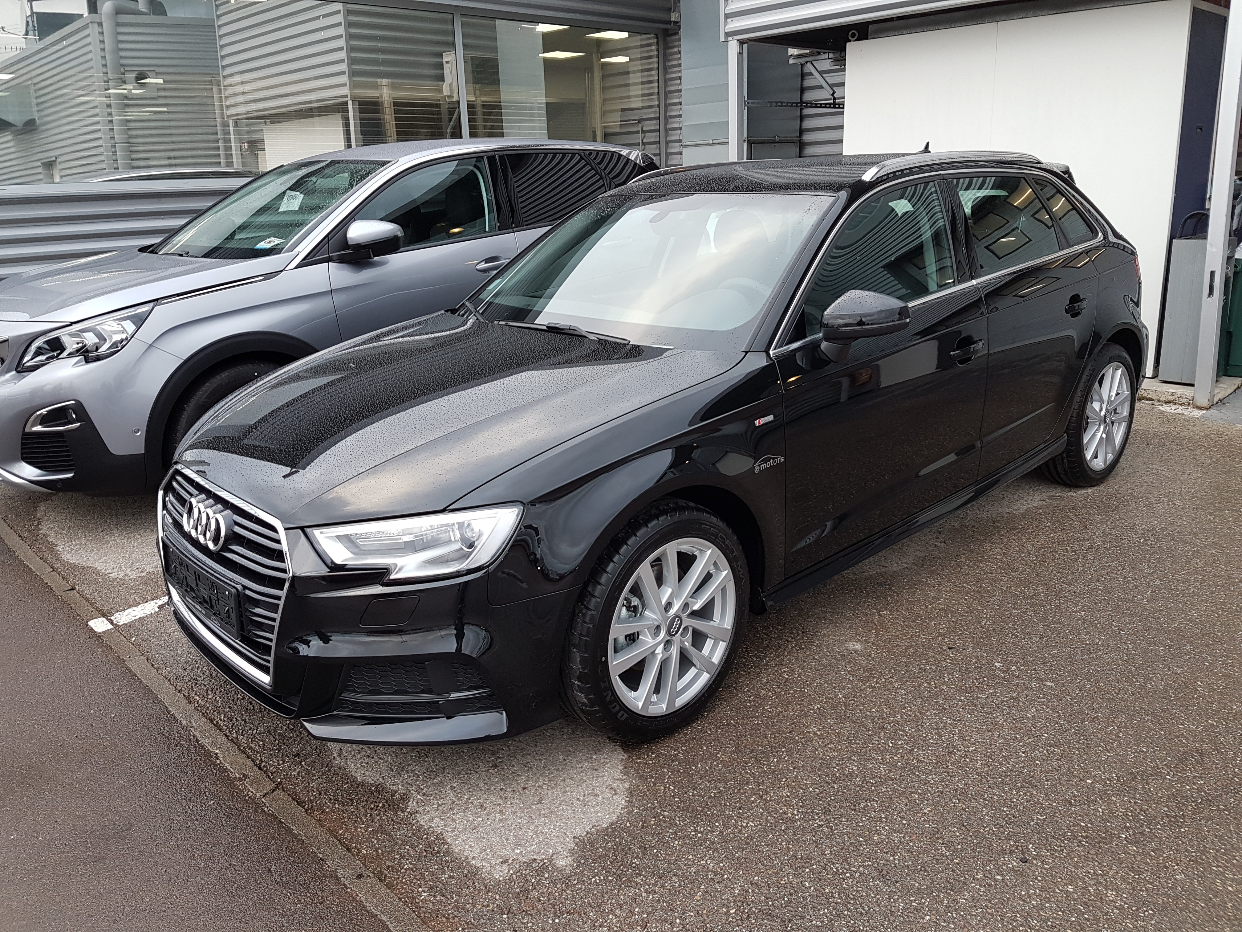 Avis-mandataire-auto-Emotors-Audi-A3-sportback-1-0-tfsi-115-pack-s-line-plus-navi.