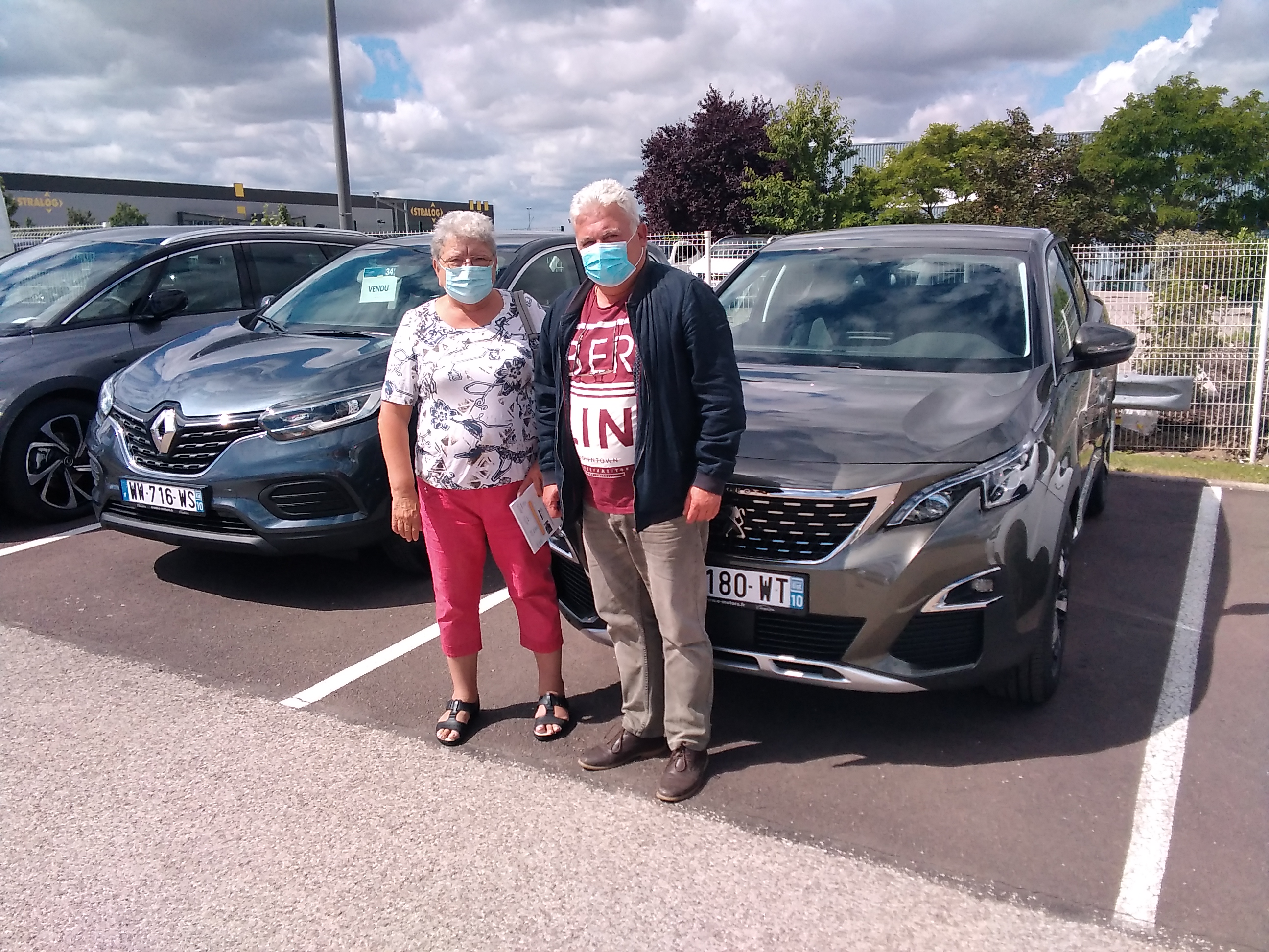 Avis-mandataire-auto-Emotors-Peugeot-3008-Allure-bluehdi-130-eat8-plus-full-leds.