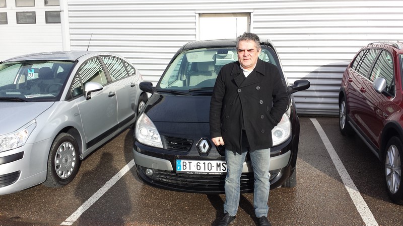 Avis-mandataire-auto-Emotors--Renault-scenic-expression-dci-130-.