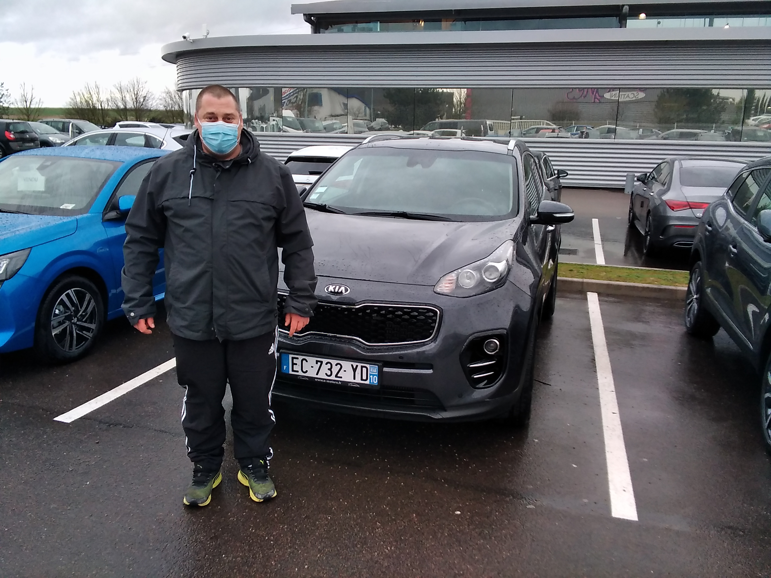 Avis-mandataire-auto-Emotors-Kia-Sportage-2-0-crdi-136-4x4-bva6-active.