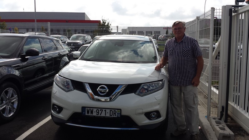 Avis-mandataire-auto-Emotors--Nissan-x-trail-connect-dci-130-xtronic-4x2-5-places-plus-avm-.