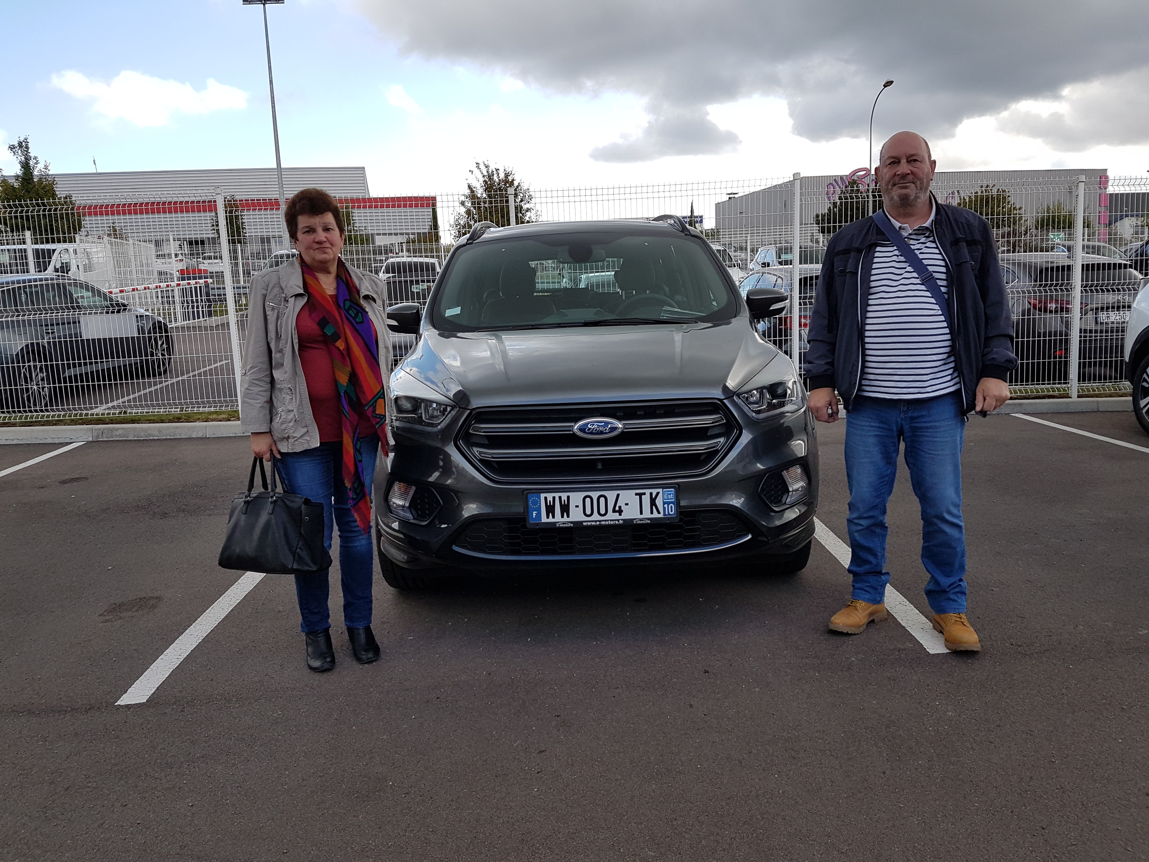 Avis-mandataire-auto-Emotors-Ford-Kuga-St-line-tdci-150-powershift-s-s-4x4.