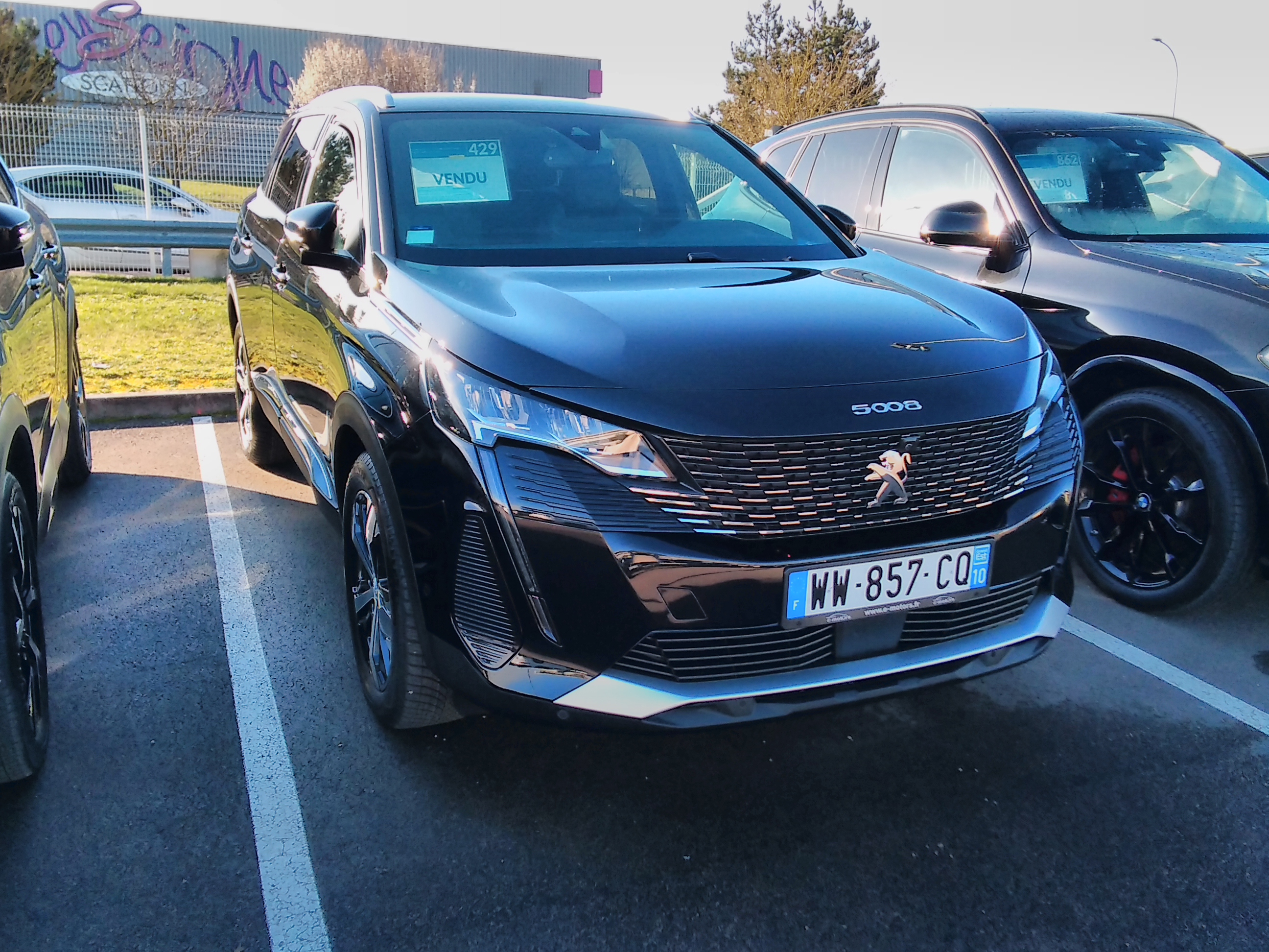 Avis-mandataire-auto-Emotors-Peugeot-5008-Puretech-130-eat8-allure-pack-plus-grip-plus-hml-plus-cam-360.