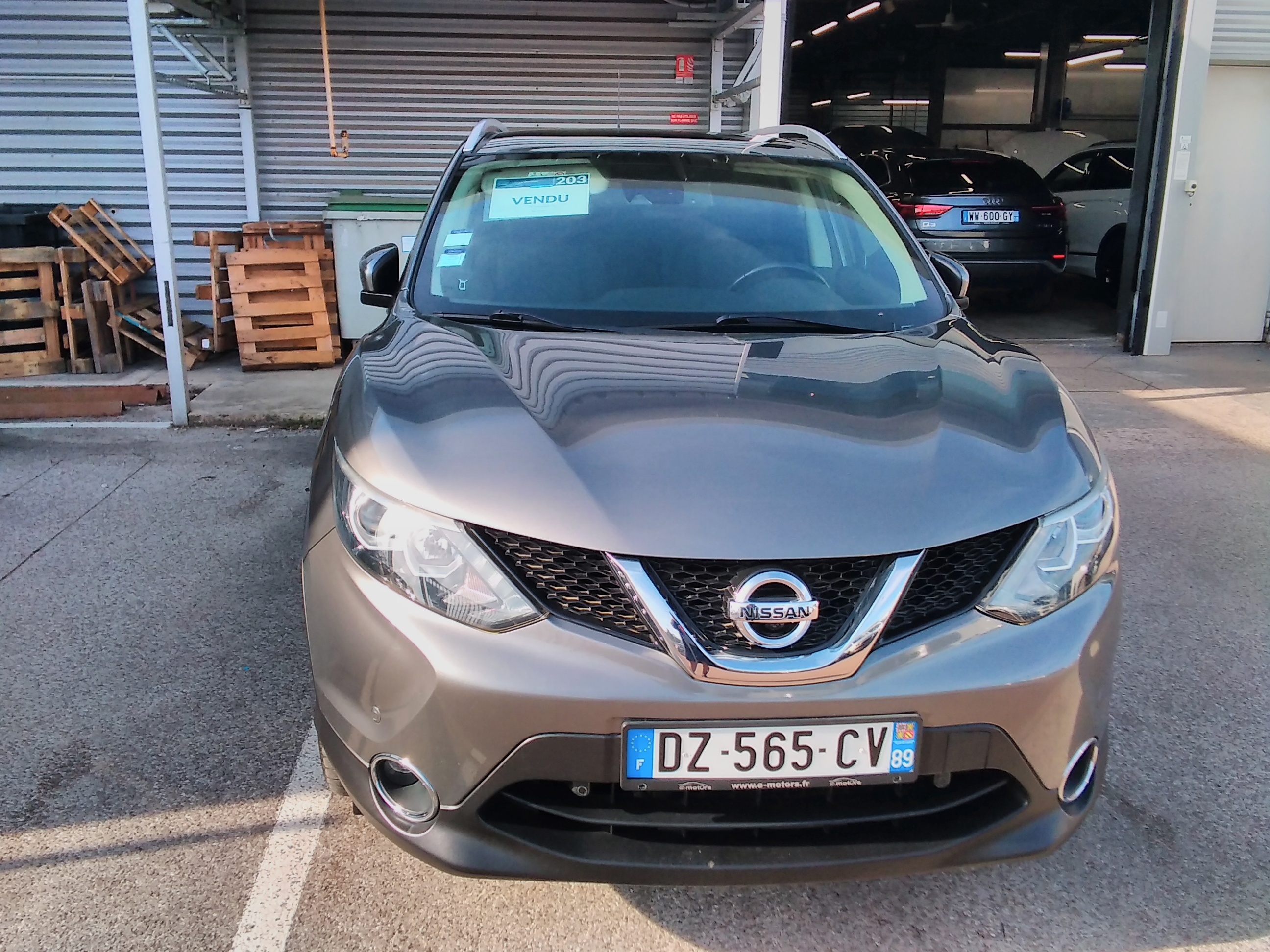 Avis-mandataire-auto-Emotors-Nissan-Qashqai-1-6-dci-130-stop-start-connect-edition.