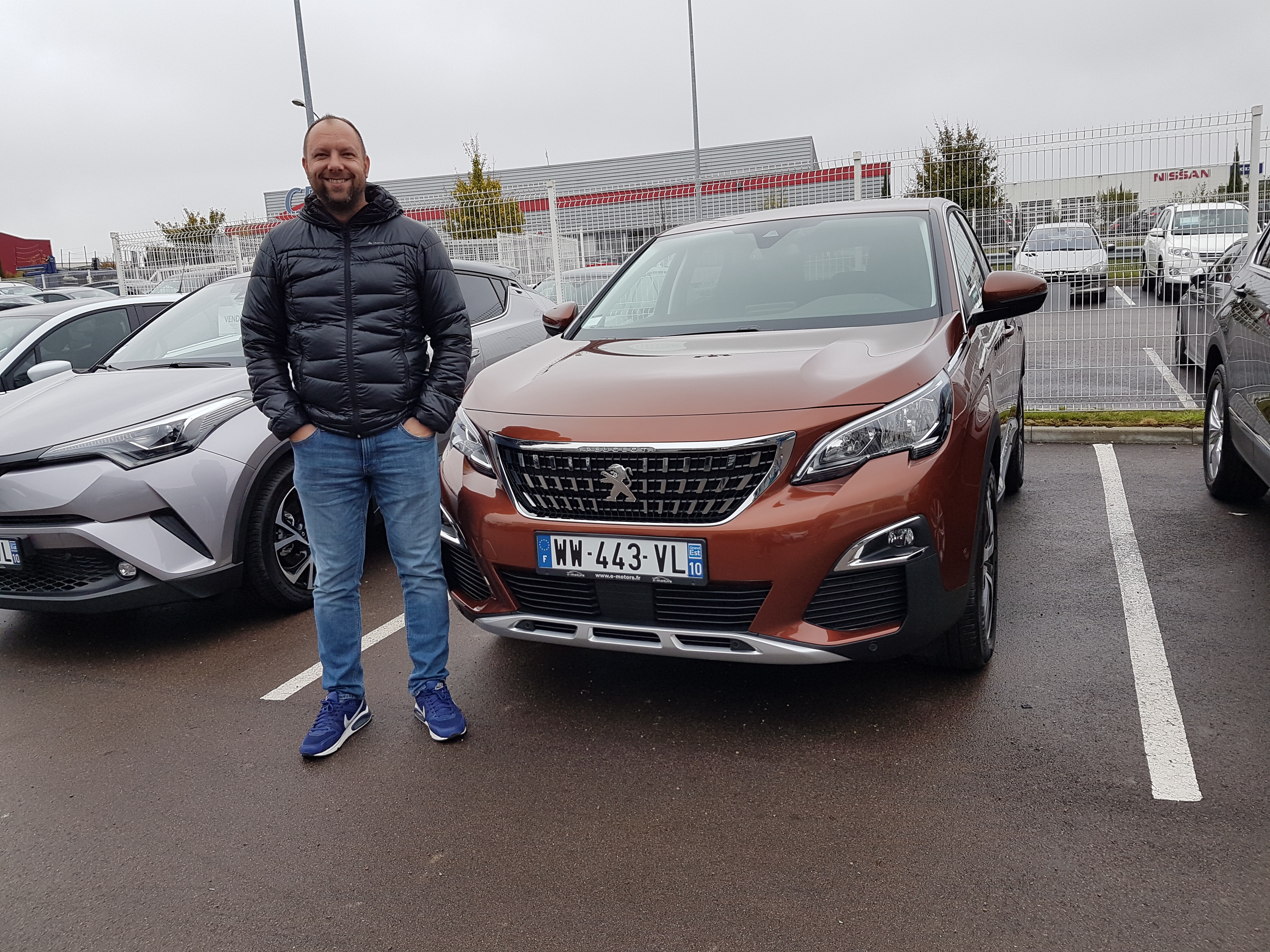 Avis-mandataire-auto-Emotors-Peugeot-3008-Allure-puretech-130-s-s.