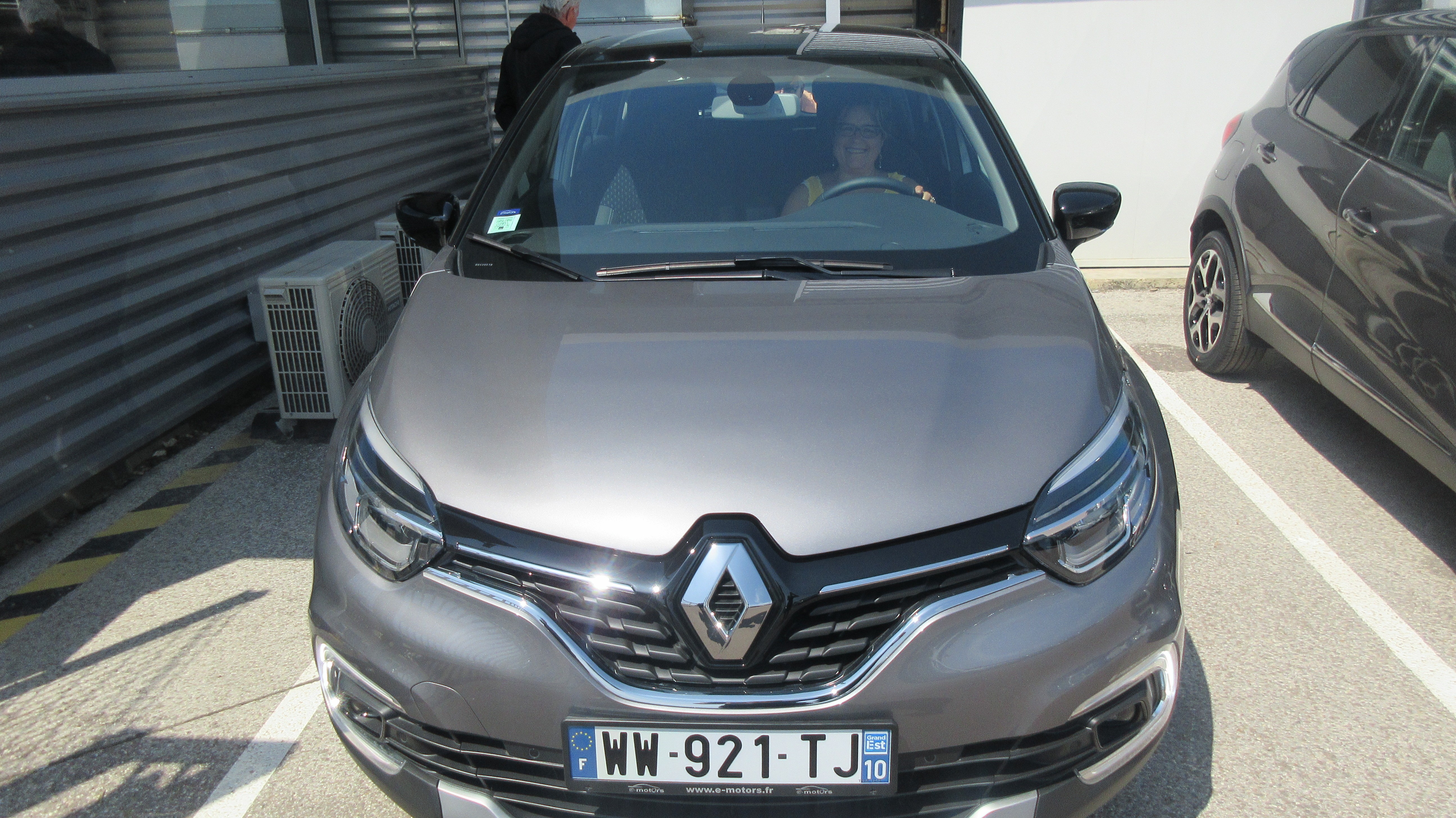 Avis-mandataire-auto-Emotors-Renault-Captur-Intens-dci-90-edc-energy-edc.