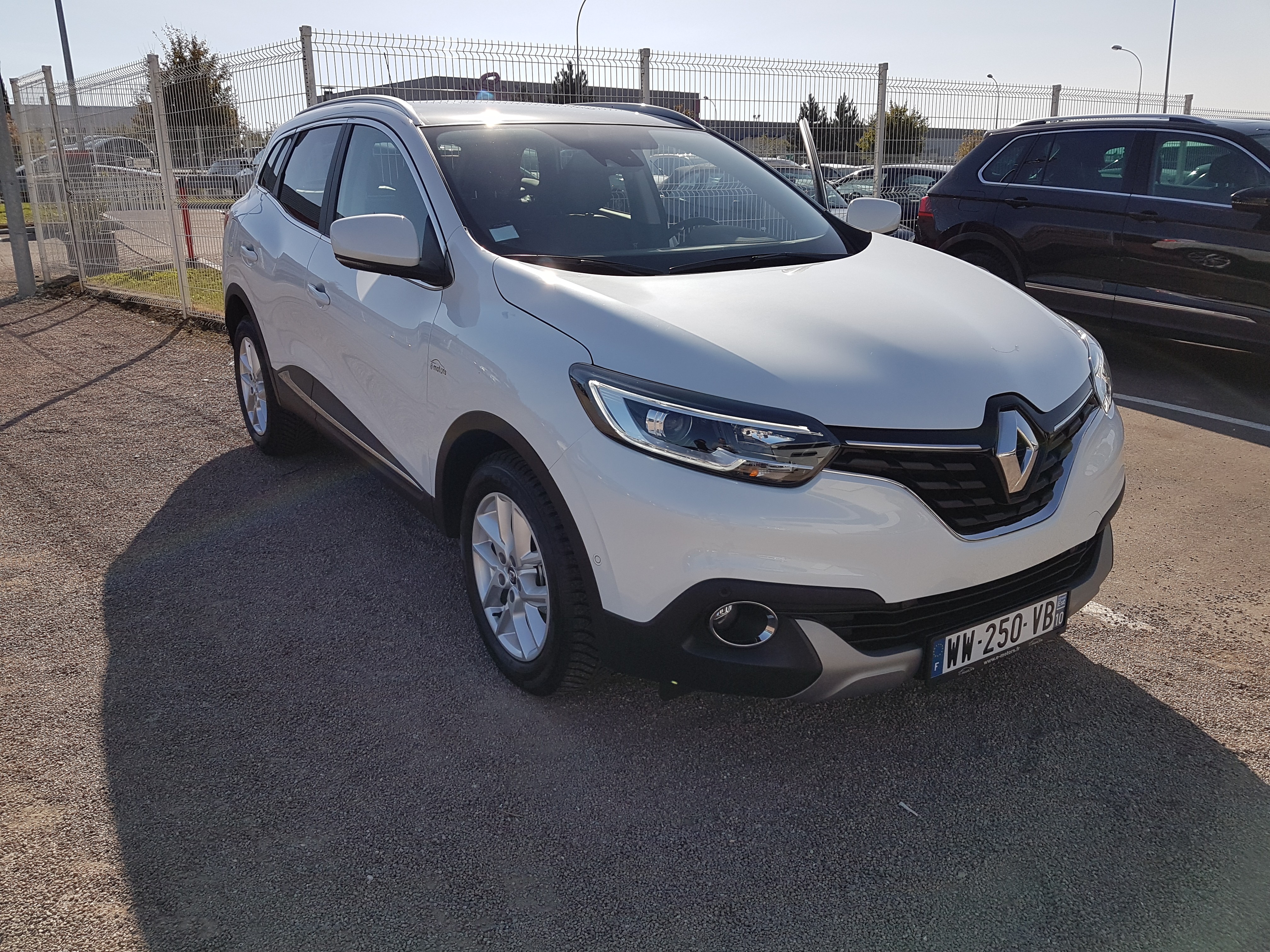 Avis-mandataire-auto-Emotors-Renault-Kadjar-Intens-dci-110-energy-edc-plus-toit-vitr-plus-extended-grip.
