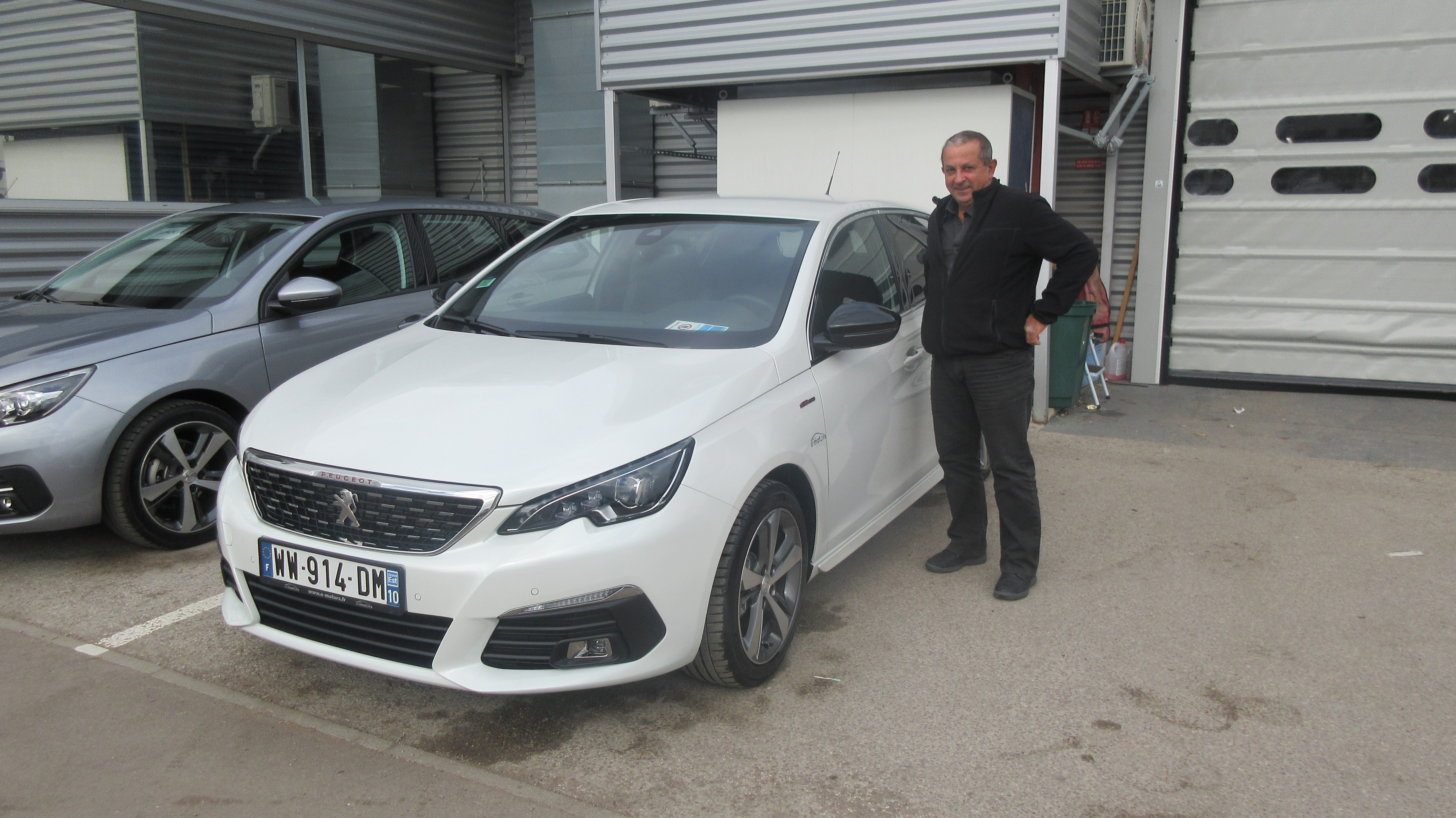 Avis-mandataire-auto-Emotors-Peugeot-308-Gt-line-puretech-130-s-s.