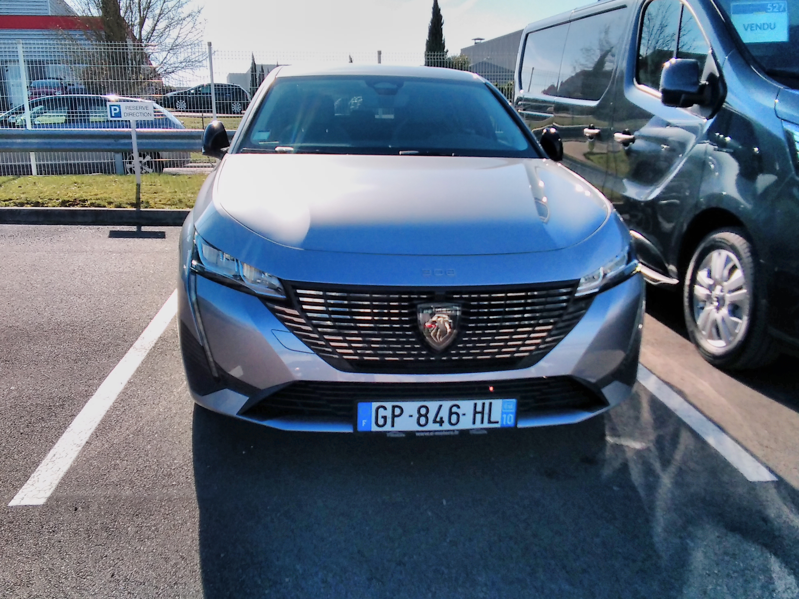 Avis-mandataire-auto-Emotors-Peugeot-308-Puretech-130ch-s-s-bvm6-allure-pack.
