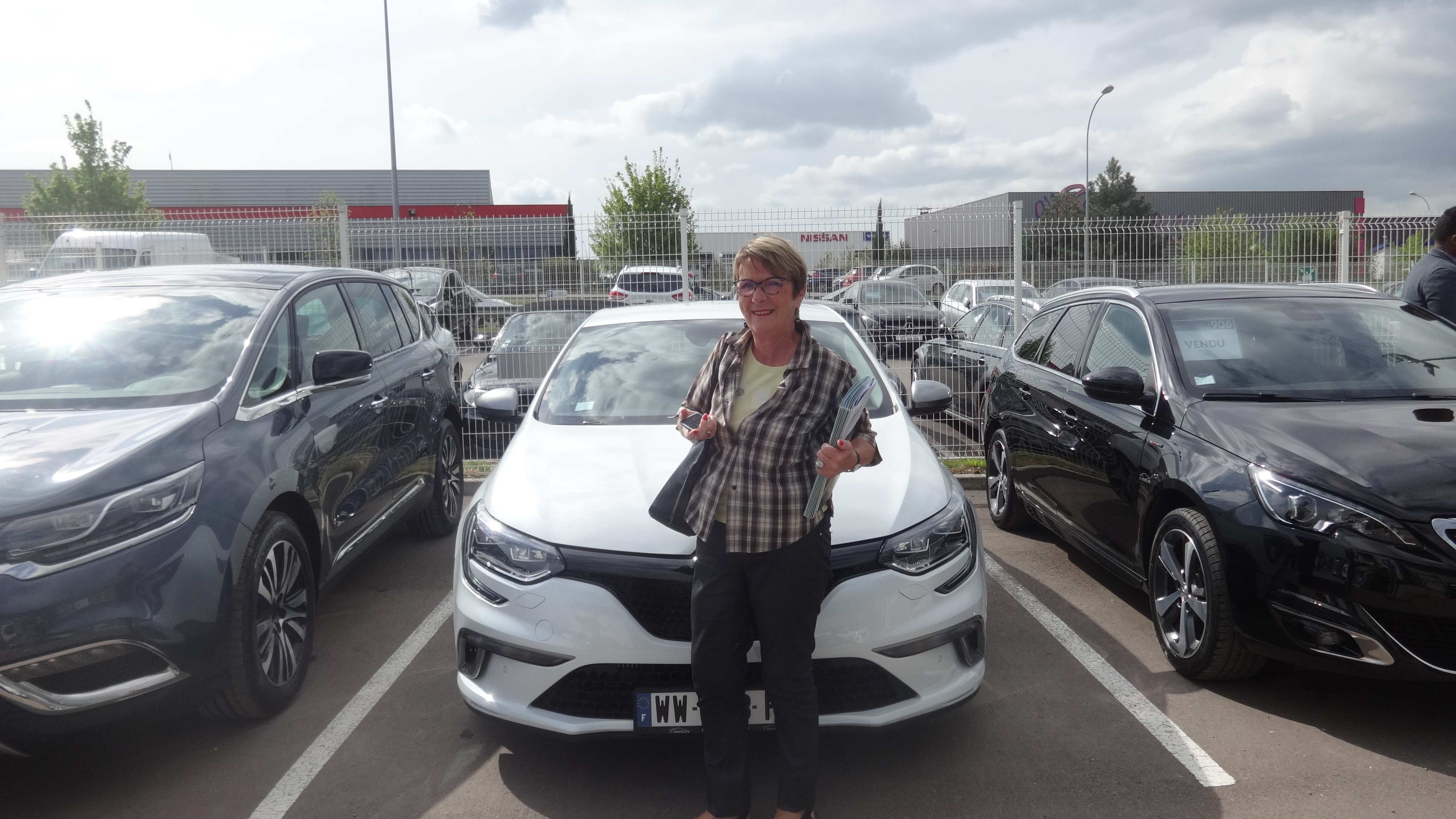 Avis-mandataire-auto-Emotors-Renault-Megane-iv-berline-M-gane-iv-berline-gt-dci-165-energy-edc.