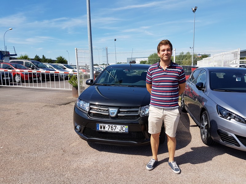 Avis-mandataire-auto-Emotors-Dacia-Sandero-Laur-ate-tce-90.