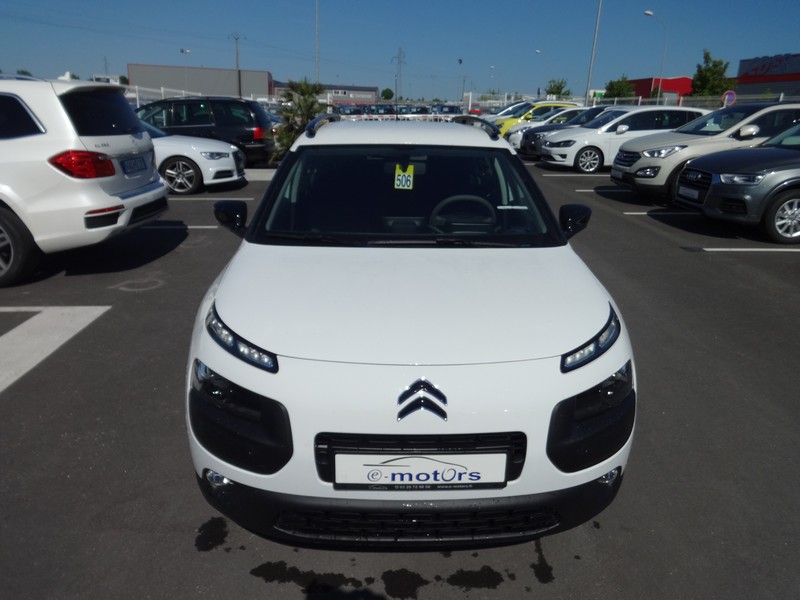 Avis-mandataire-auto-Emotors--Citroen-c4-cactus-feel-bluehdi-100-s-s-plus-gps-.