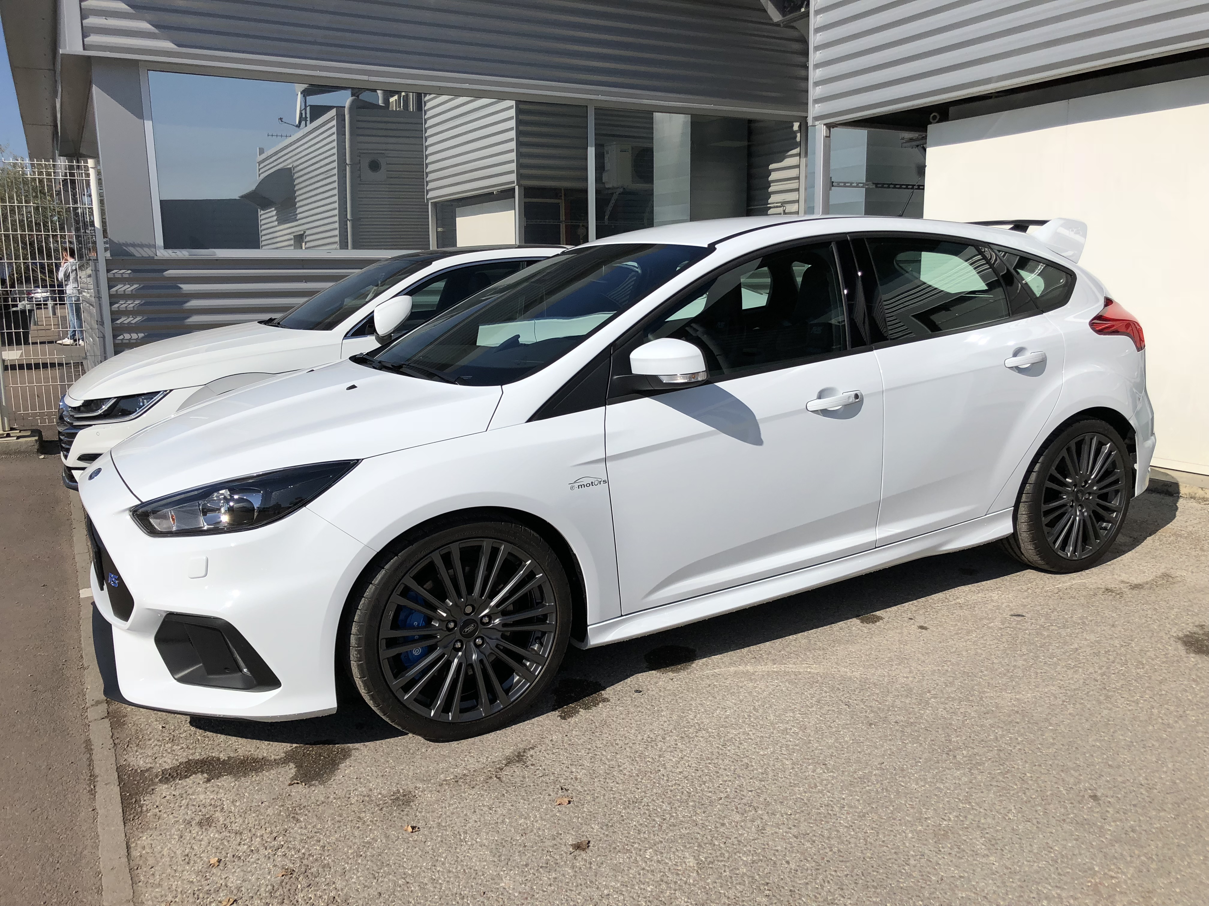 Avis-mandataire-auto-Emotors-Ford-Focus-Rs-ecoboost-350-s-s-immat-france.