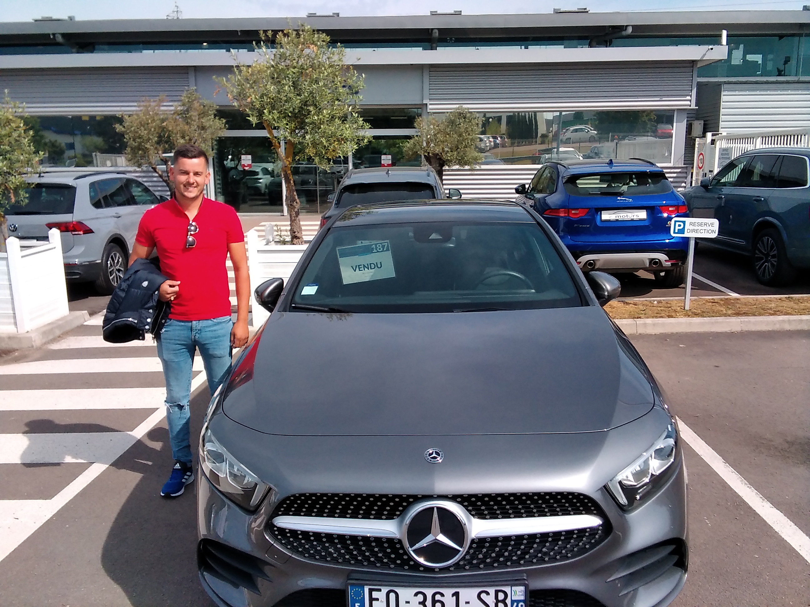 Avis-mandataire-auto-Emotors-Mercedes-Classe-a-200-d-8g-dct-amg-line.