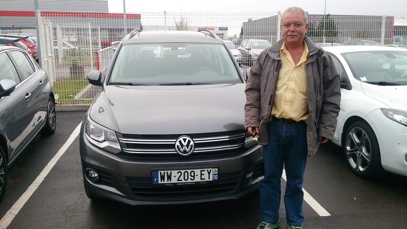 Avis-mandataire-auto-Emotors--Volkswagen-tiguan-sportline-tdi-150-plus-toit-panoramique-plus-gps-plus-x-non-.