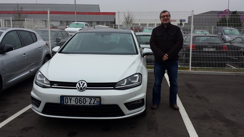 Avis-mandataire-auto-Emotors--Volkswagen-golf-carat-r-line-tsi-150-act-5p-plus-x-non-plus-toit-panoramique-.