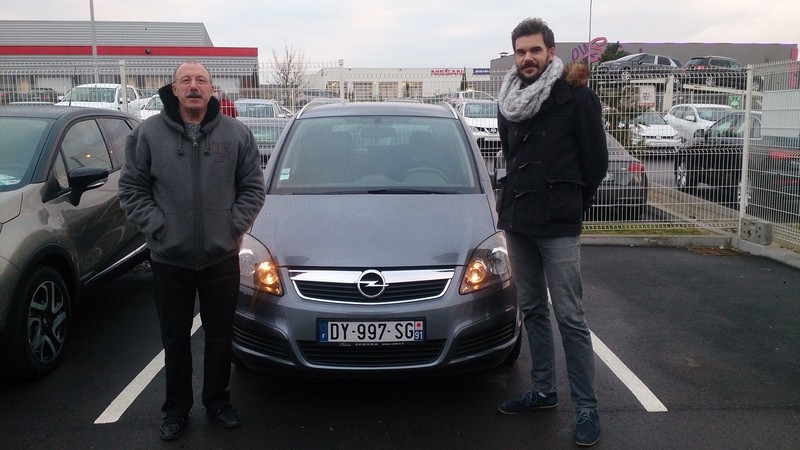 Avis-mandataire-auto-Emotors--Opel-zafira-edition-cdti-120-7places-.