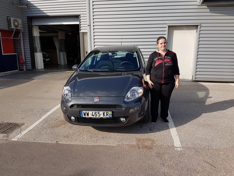 Avis-mandataire-auto-Emotors-Fiat-Punto-1-2-69-ch-steel-5p.