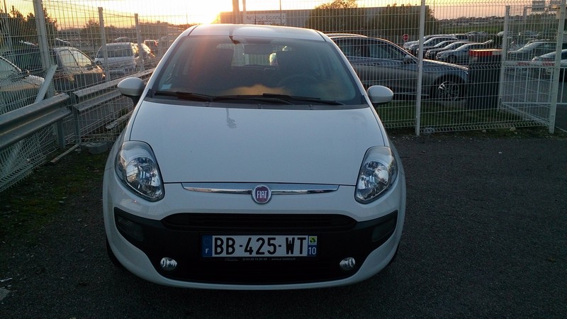 Avis-mandataire-auto-Emotors--Fiat-grande-punto-dynamic-1-2-essence-65-3portes-.