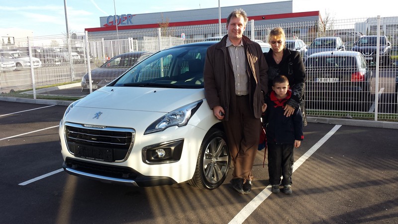 Avis-mandataire-auto-Emotors--Peugeot-3008-crossway-puretech-130-plus-cam-ra-de-recul-.