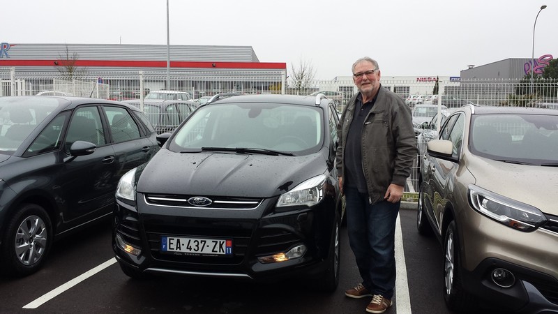Avis-mandataire-auto-Emotors--Ford-kuga-titanium-tdci-150-4x2-plus-toit-panoramique-.