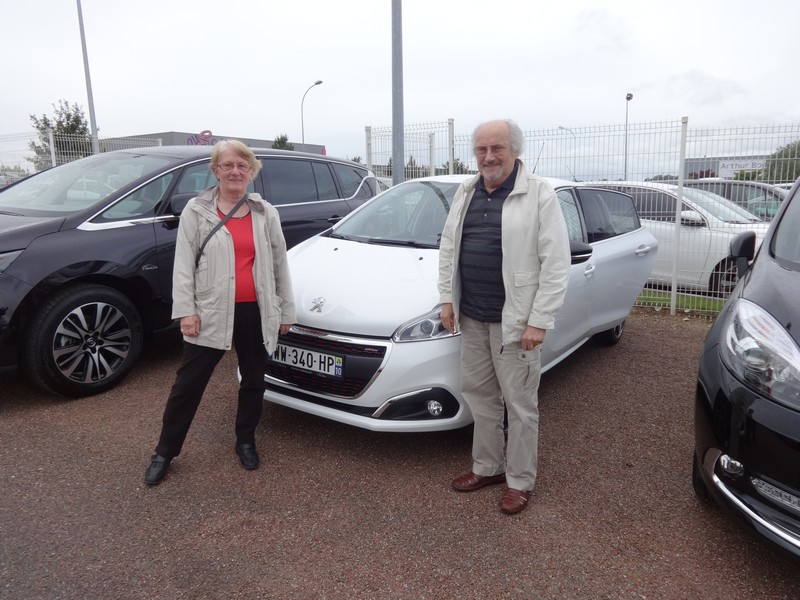 Avis-mandataire-auto-Emotors-Peugeot-208-Gt-line-puretech-110-5p-plus-gps.