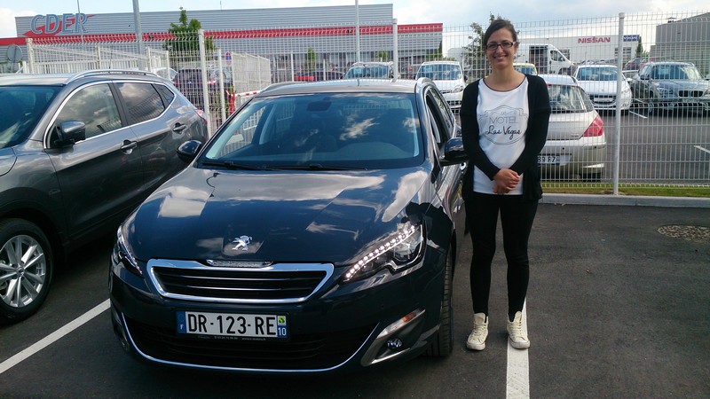 Avis-mandataire-auto-Emotors--Peugeot-308-sw-feline-e-hdi-115-.