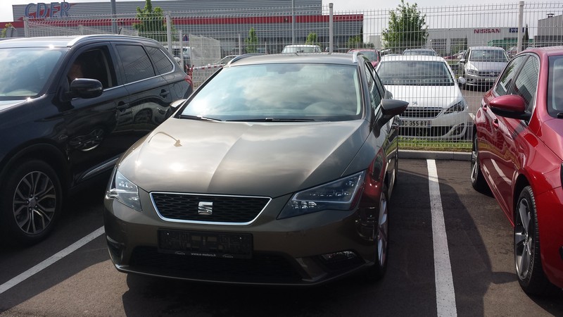Avis-mandataire-auto-Emotors--Seat-leon-st-premium-tsi-150-5p-.