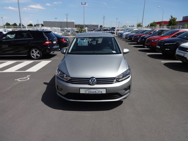 Avis-mandataire-auto-Emotors-Volkswagen-Golf-sportsvan-Confortline-tdi-110-plus-navigation.