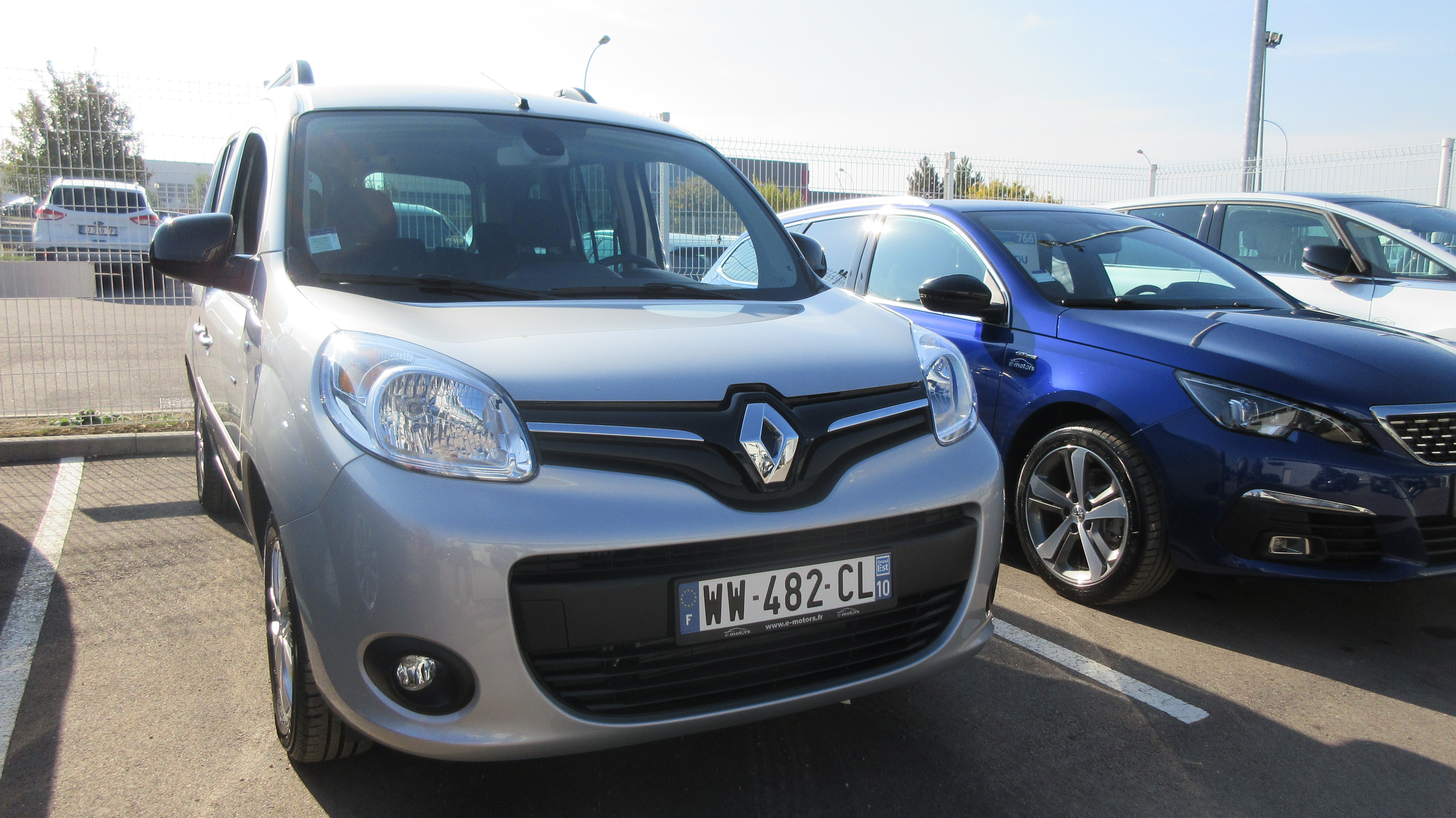 Avis-mandataire-auto-Emotors-Renault-Kangoo-Limited-dci-90-energy.