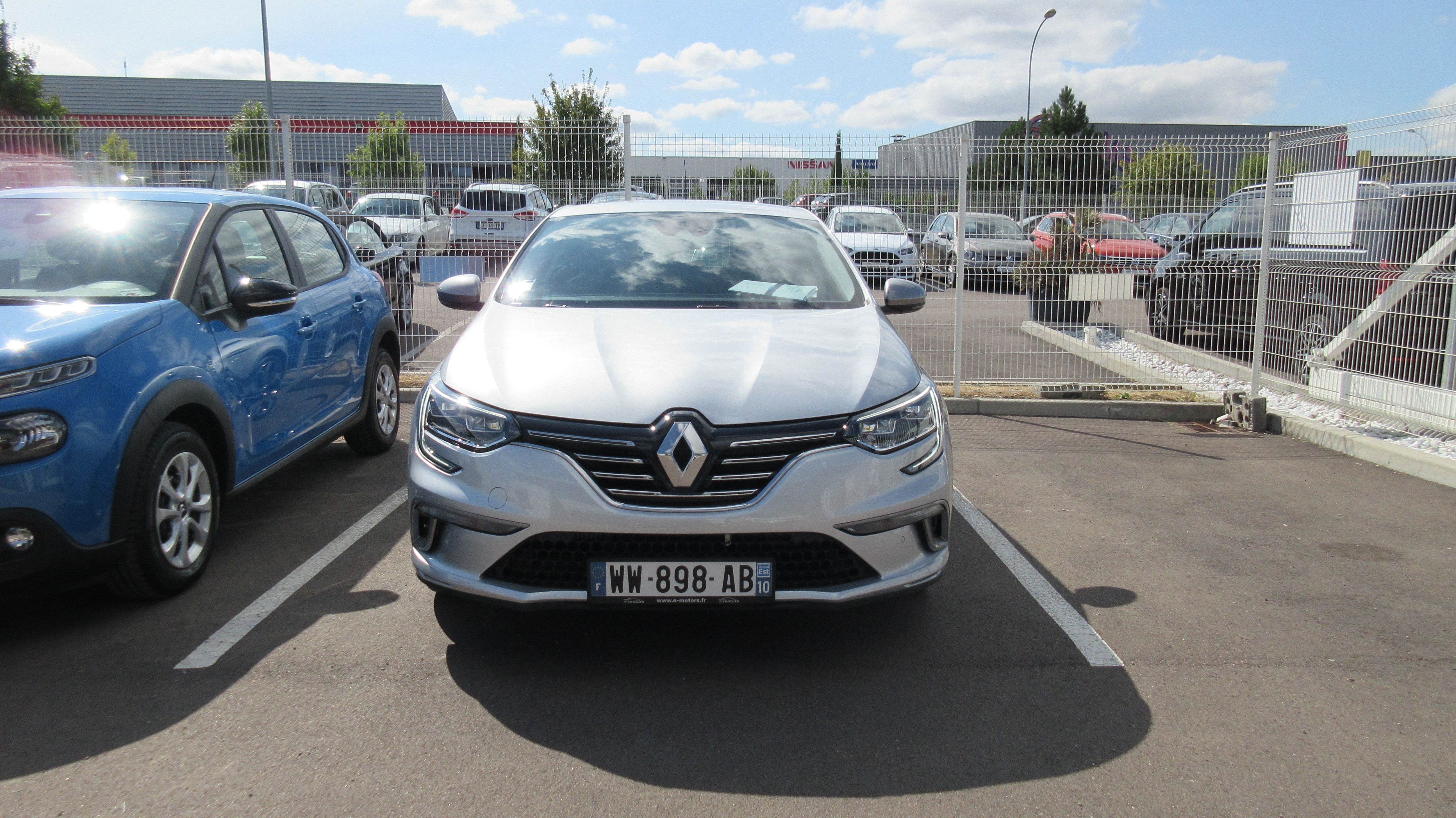 Avis-mandataire-auto-Emotors-Renault-Megane-iv-berline-M-gane-iv-berline-intens-tce-130-energy-plus-pack-gt-line.