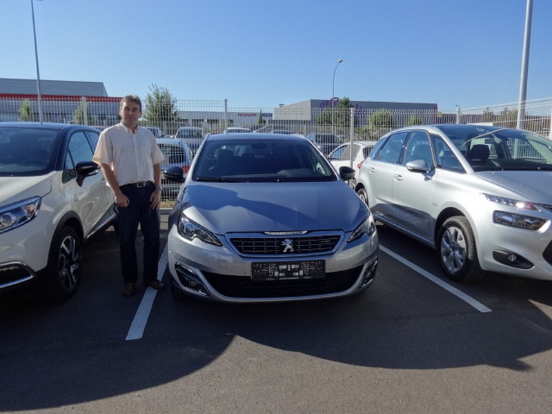 Avis-mandataire-auto-Emotors-Peugeot-308-sw-Gt-line-puretech-130.