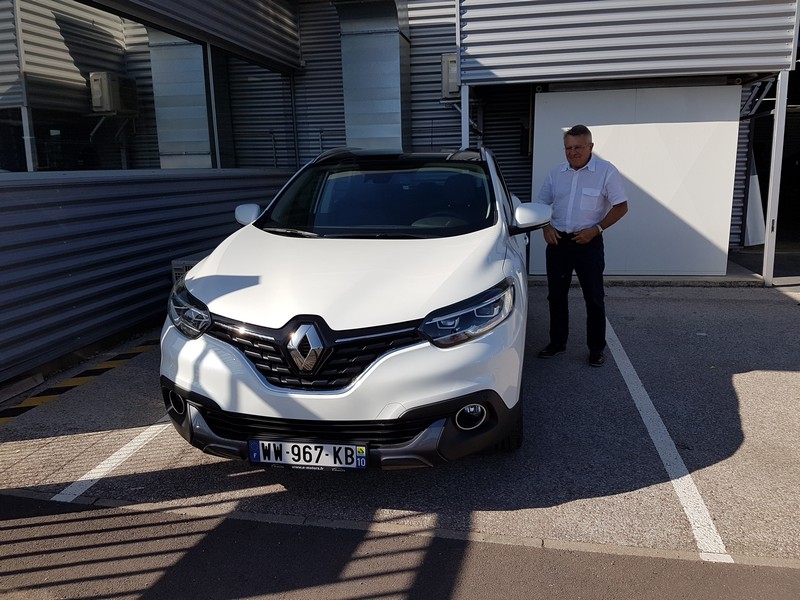 Avis-mandataire-auto-Emotors-Renault-Kadjar-Intens-dci-110-energy-edc-4x2-plus-toit-vitr.