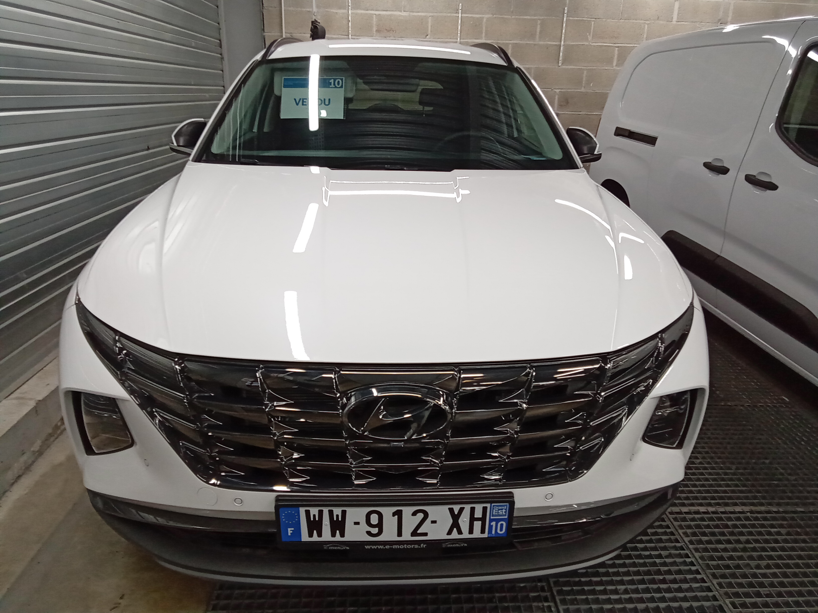 Avis-mandataire-auto-Emotors-Hyundai-Tucson-1-6-t-gdi-230-hybrid-bva6-executive.