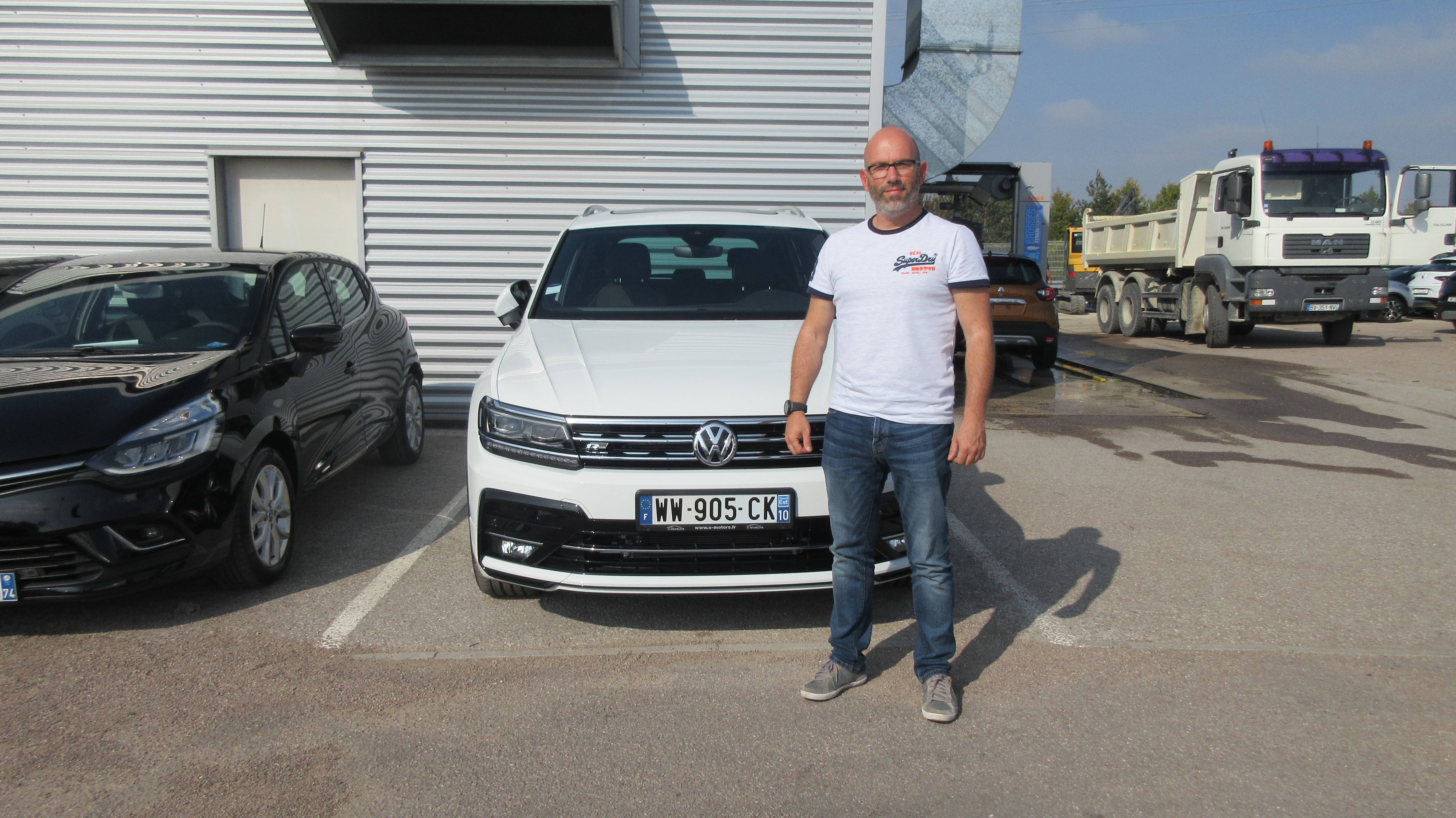Avis-mandataire-auto-Emotors-Volkswagen-Tiguan-Carat-r-line-tdi-190-4motion-dsg7.