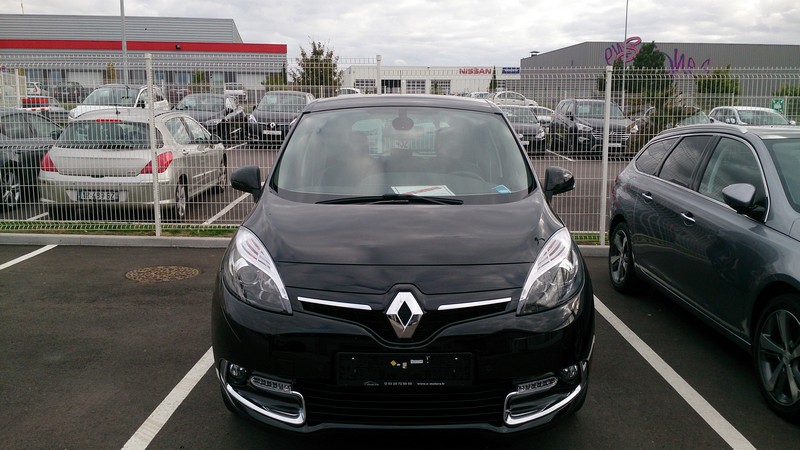 Avis-mandataire-auto-Emotors--Renault-grand-scenic-iii-bose-dci-130-energy-.
