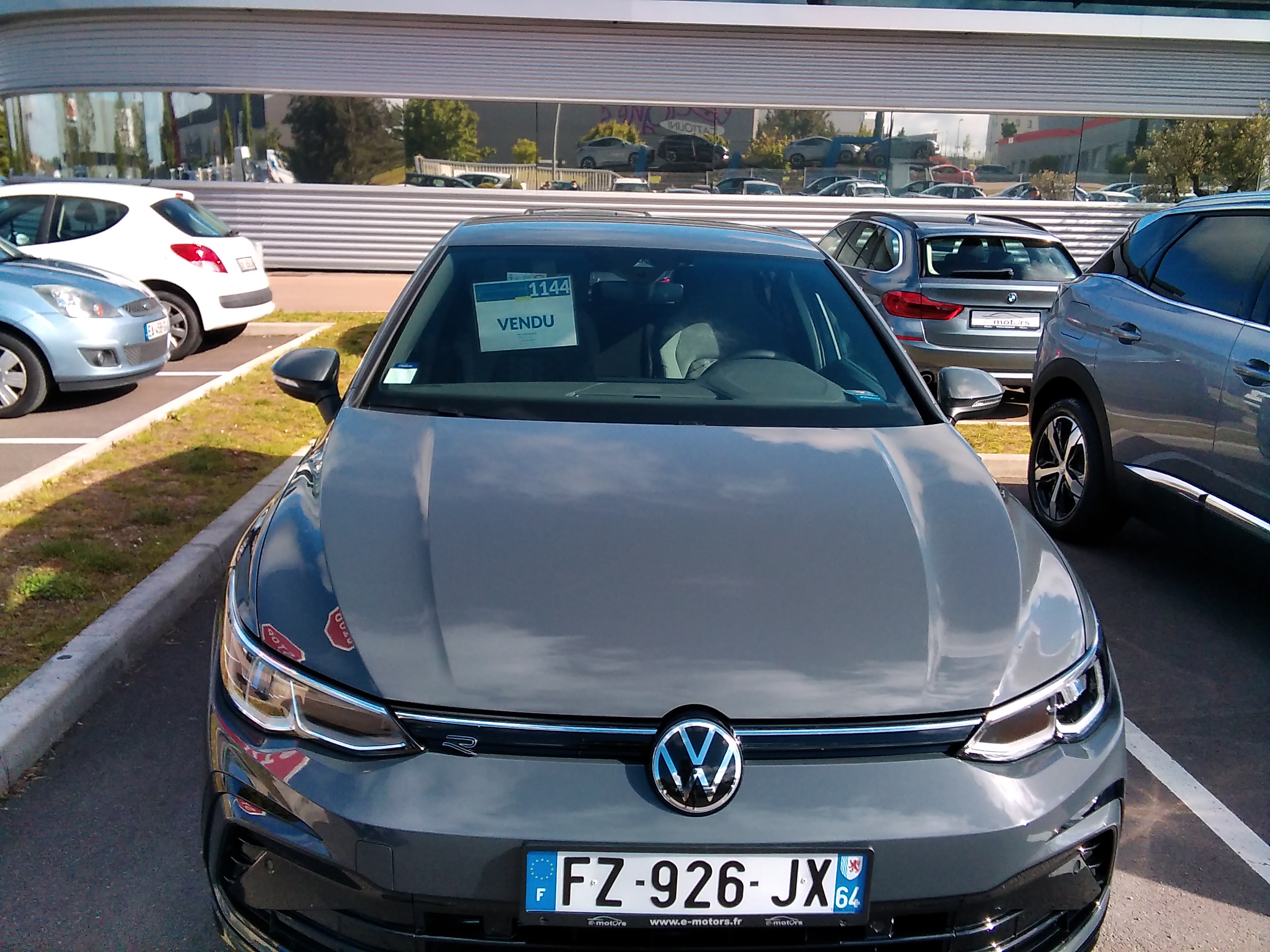 Avis-mandataire-auto-Emotors-Volkswagen-Golf-R-line-1st-etsi-150-dsg7-plus-jantes-18.